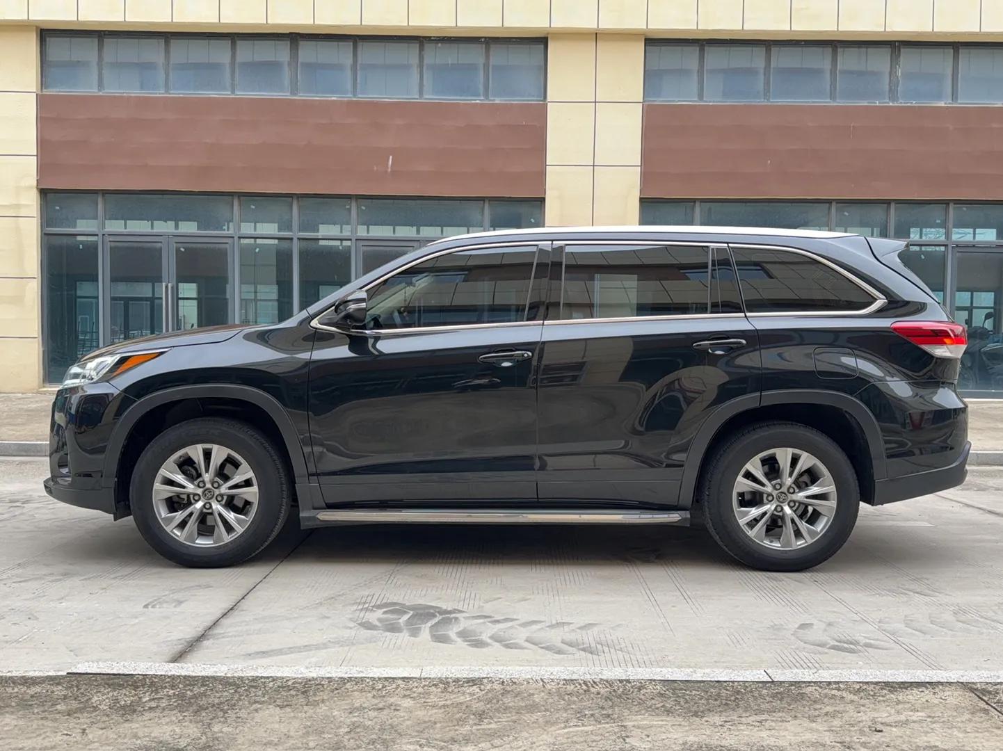 Toyota Highlander 2018 2.0T Two-Wheel Drive Elite Version 5 Seats China VI Standard — миниатюра 8