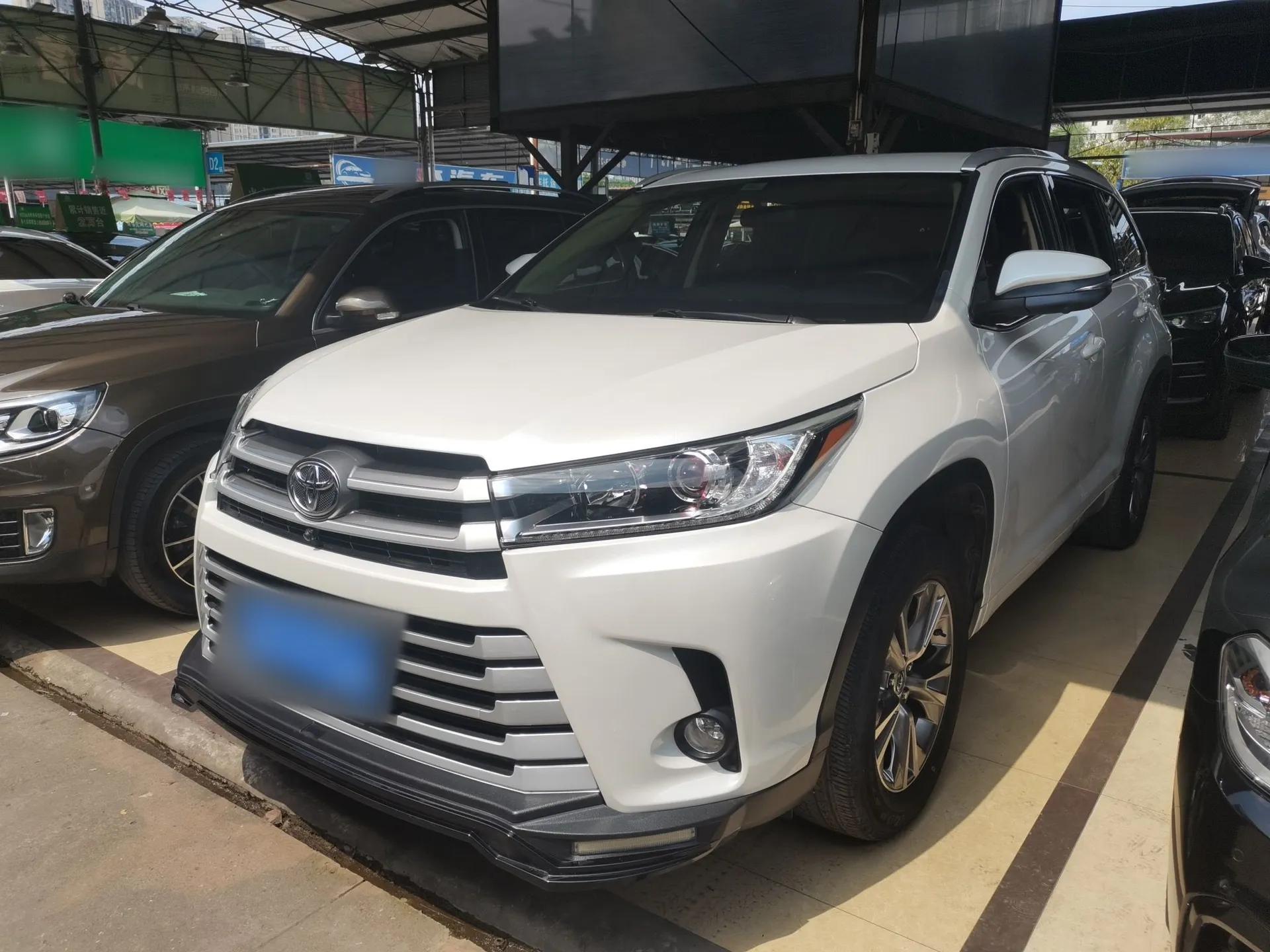 Toyota Highlander 2021 2.0T Four-Wheel Drive Elite Edition 7-Seater — миниатюра 1