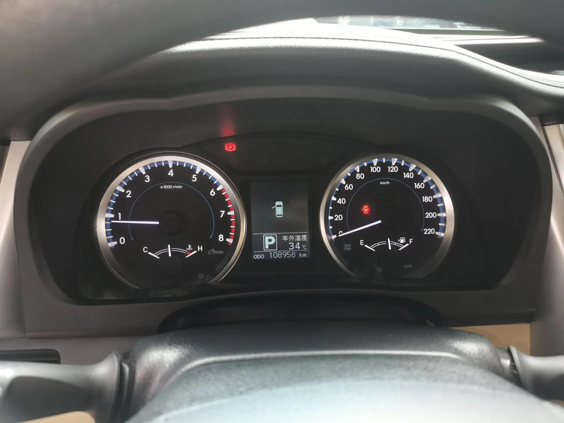 Toyota Highlander 2021 2.0T Four-Wheel Drive Elite Edition 7-Seater — миниатюра 15