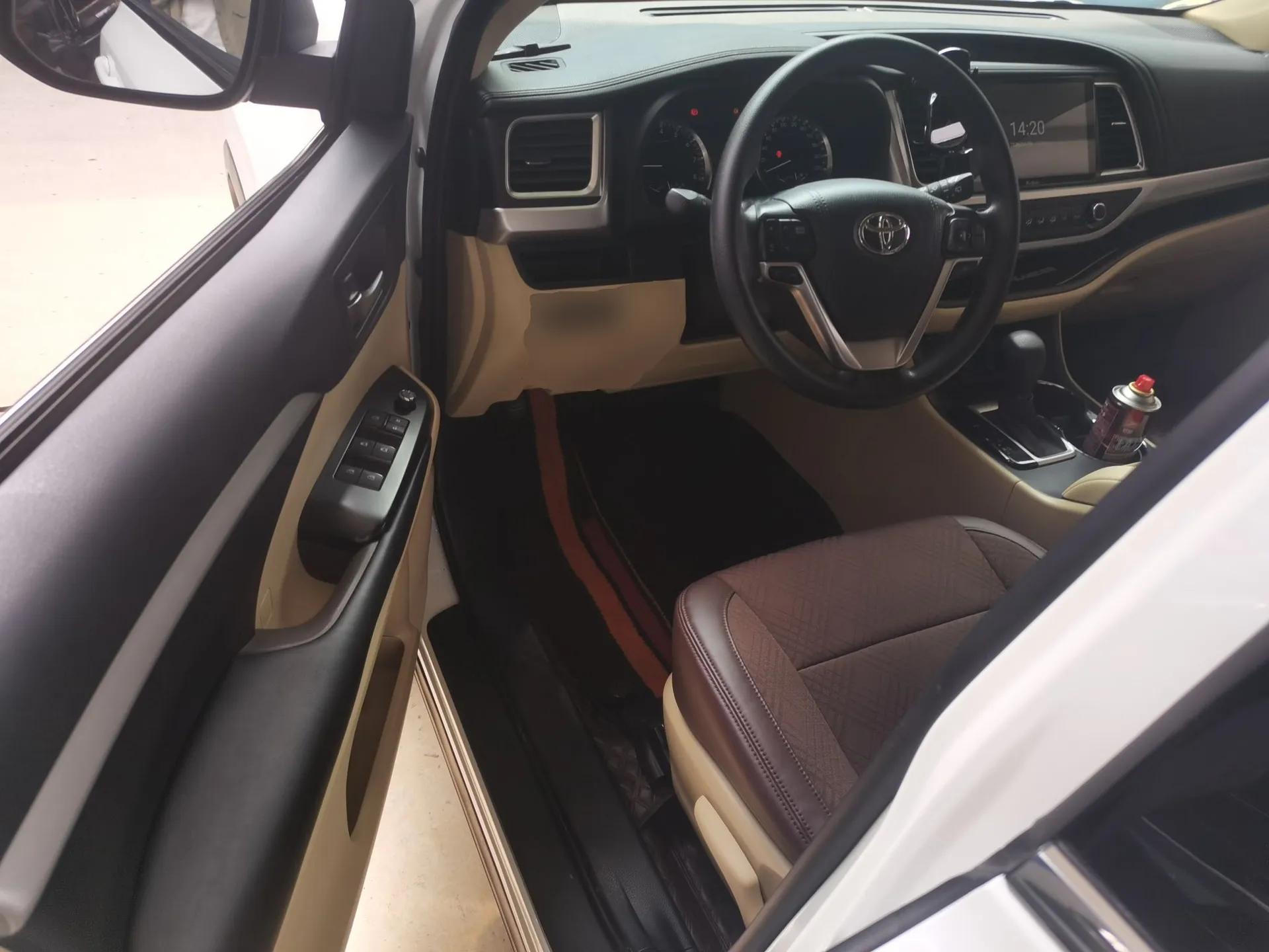 Toyota Highlander 2021 2.0T Four-Wheel Drive Elite Edition 7-Seater — миниатюра 19