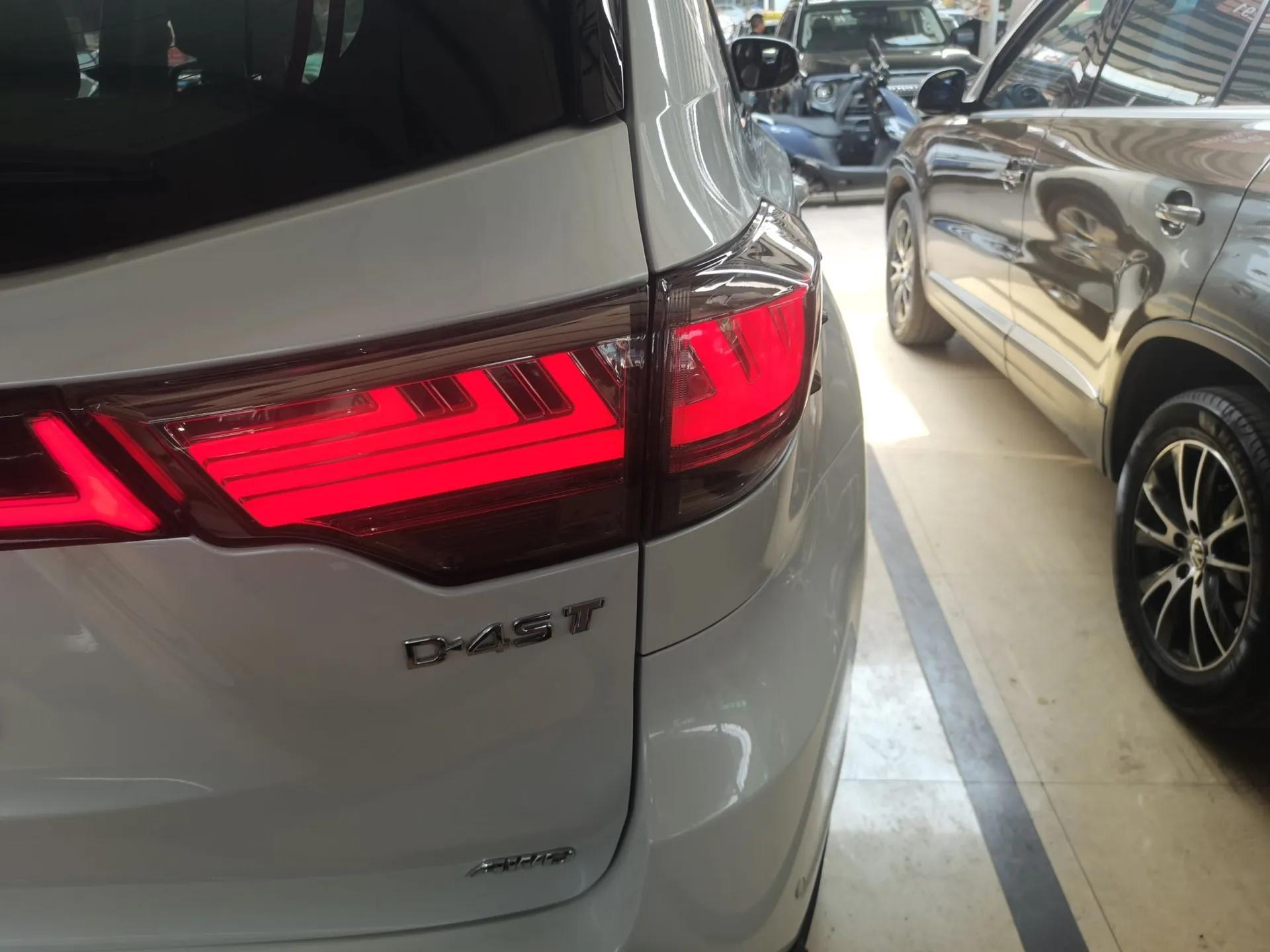 Toyota Highlander 2021 2.0T Four-Wheel Drive Elite Edition 7-Seater — миниатюра 7