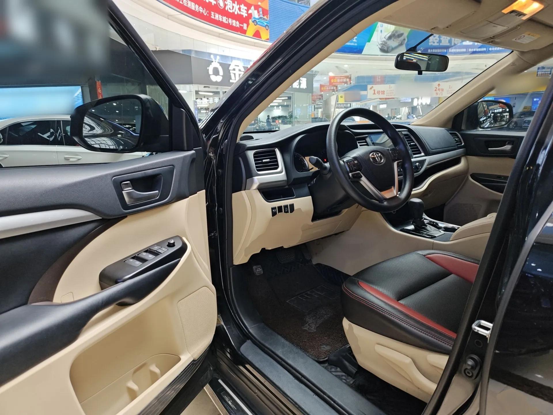 Toyota Highlander 2018 2.0T Two-Wheel Drive Elite Edition 7 Seats China VI Standard — миниатюра 19