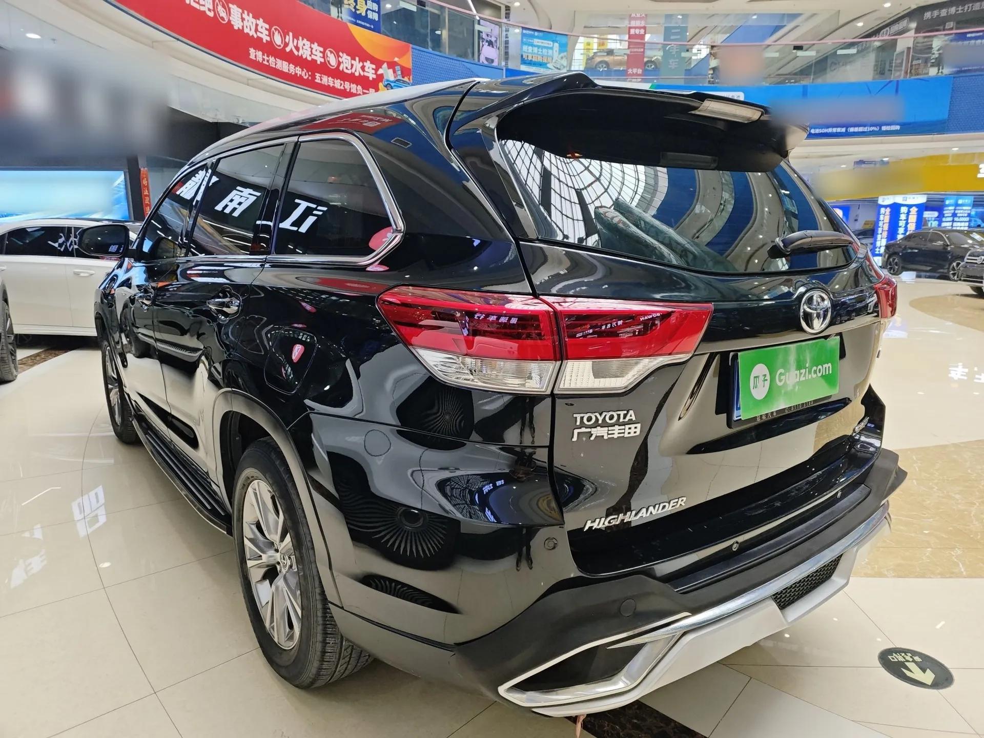 Toyota Highlander 2018 2.0T Two-Wheel Drive Elite Edition 7 Seats China VI Standard — миниатюра 4