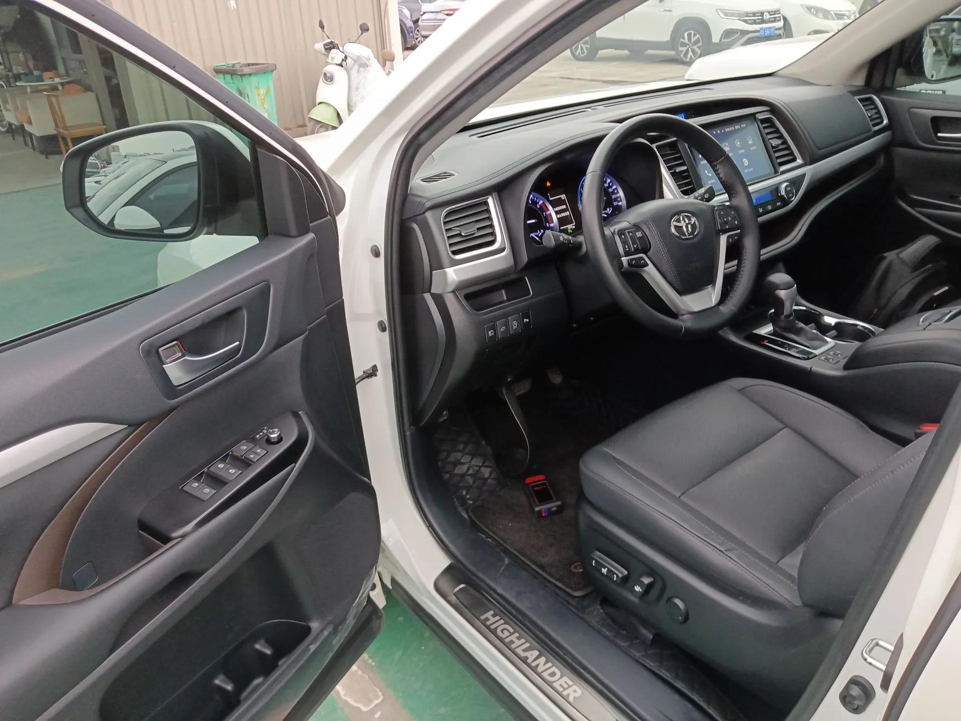 Toyota Highlander 2018 2.0T Four-Wheel Drive Prestige Version 7 Seats China VI Standard — миниатюра 18