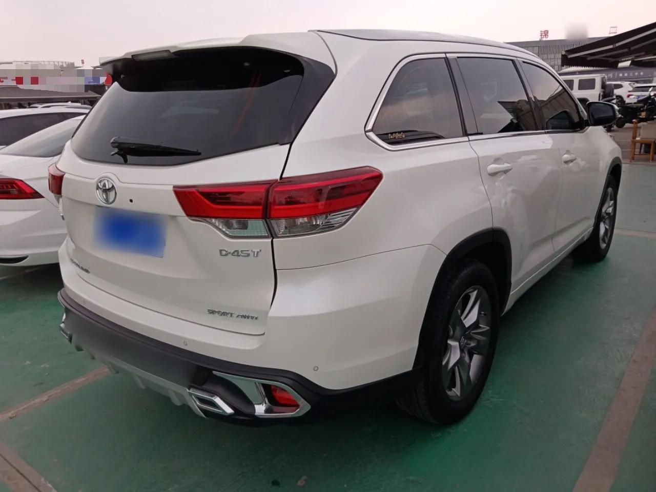 Toyota Highlander 2018 2.0T Four-Wheel Drive Prestige Version 7 Seats China VI Standard — миниатюра 4