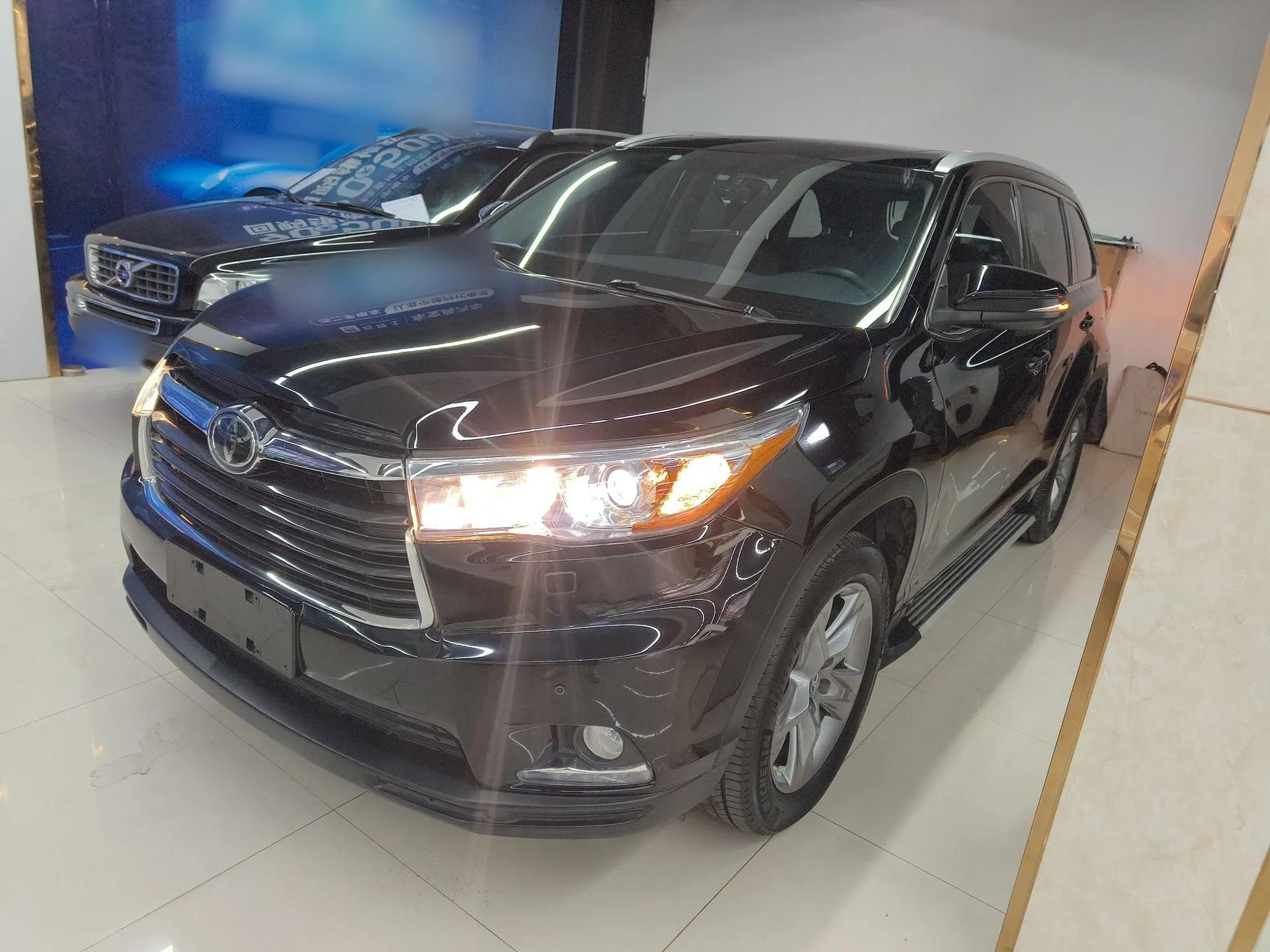 Toyota Highlander 2015 2.0T Four-Wheel Drive Ultimate Edition 7-Seater — миниатюра 1