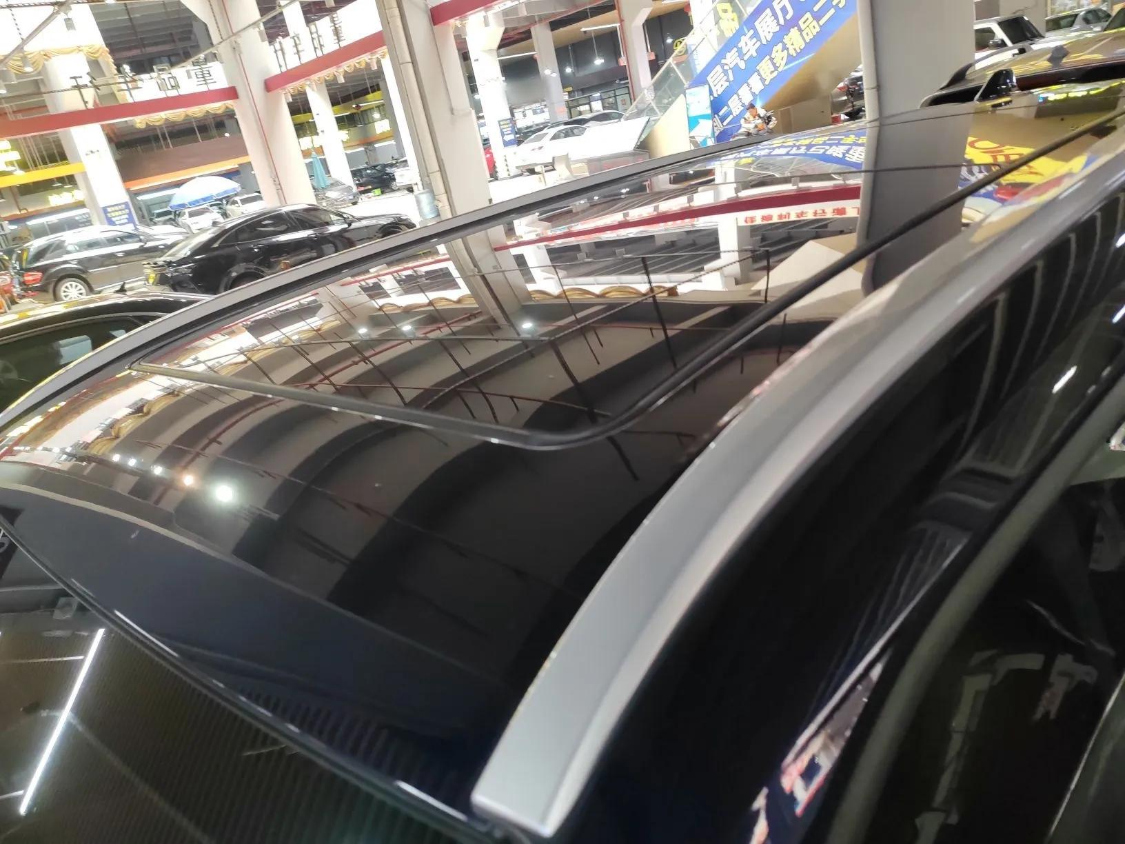 Toyota Highlander 2022 Dual-Engine 2.5L Four-Wheel Drive Prestige Version 7 Seats — миниатюра 11