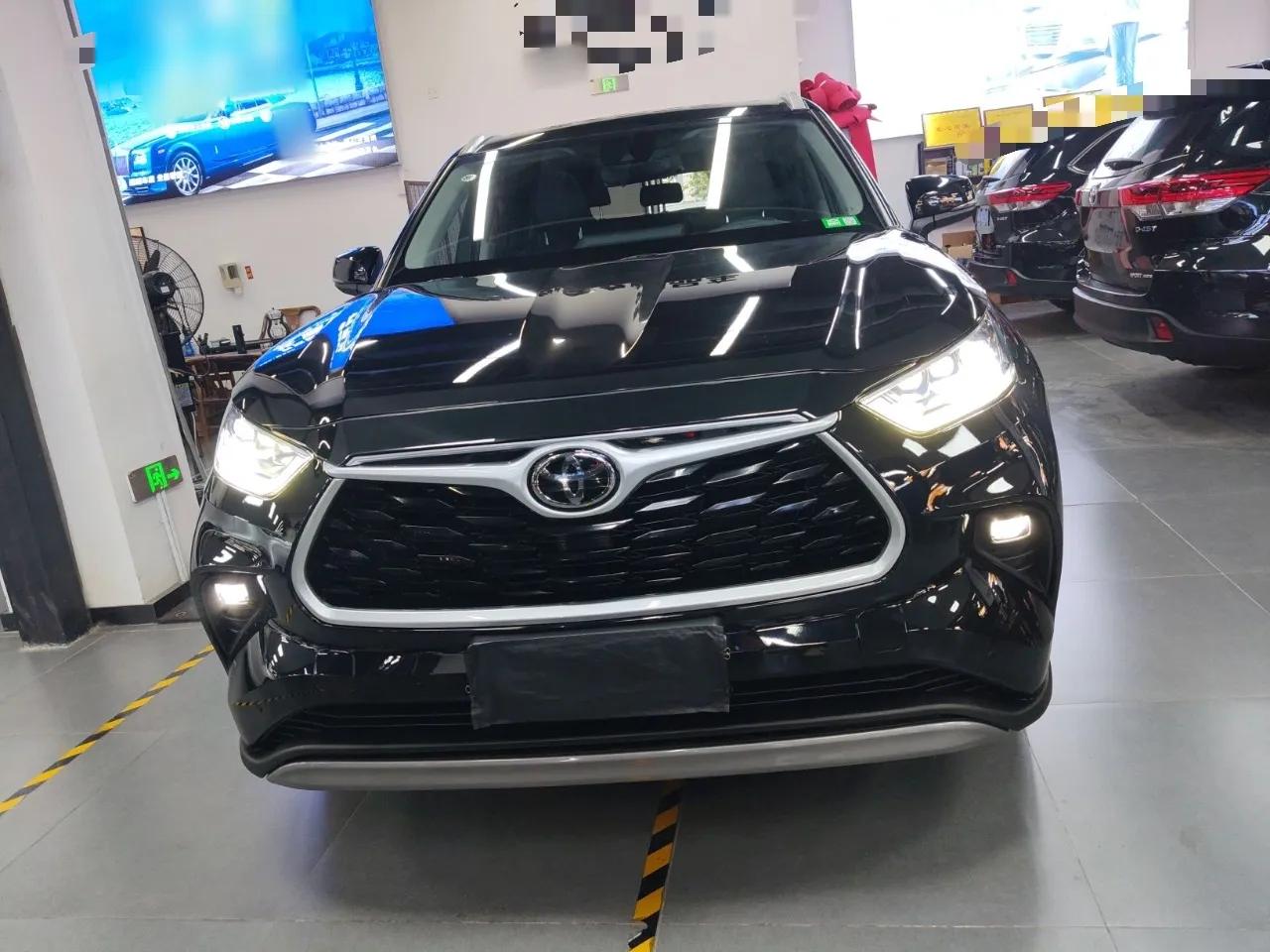 Toyota Highlander 2022 380T Four-Wheel Drive Prestige Edition 7-Seater — миниатюра 3