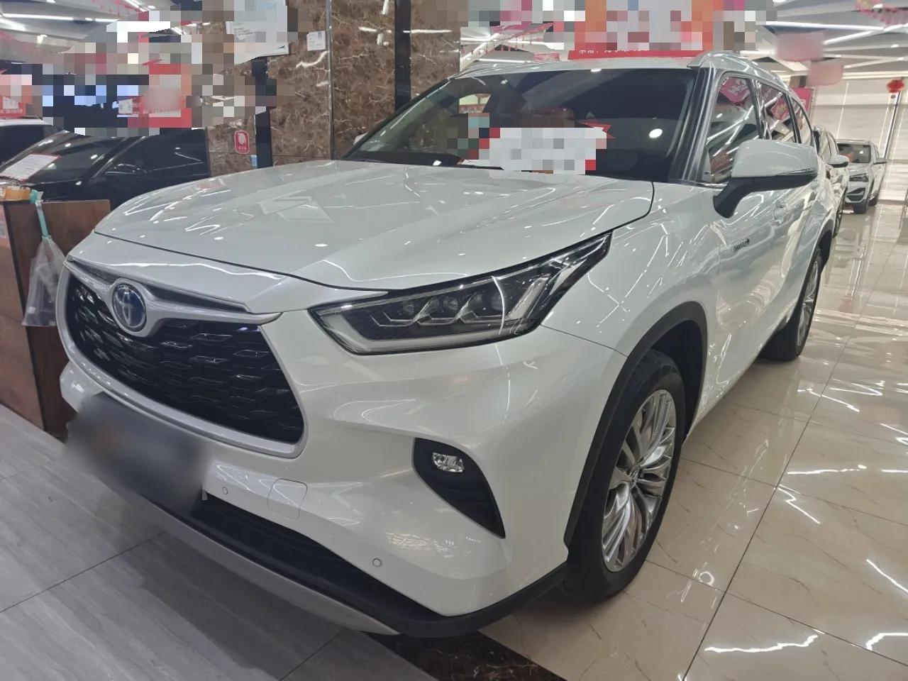 Toyota Highlander 2022 Dual-Engine 2.5L Four-Wheel Drive Prestige Version 7 Seats — миниатюра 1