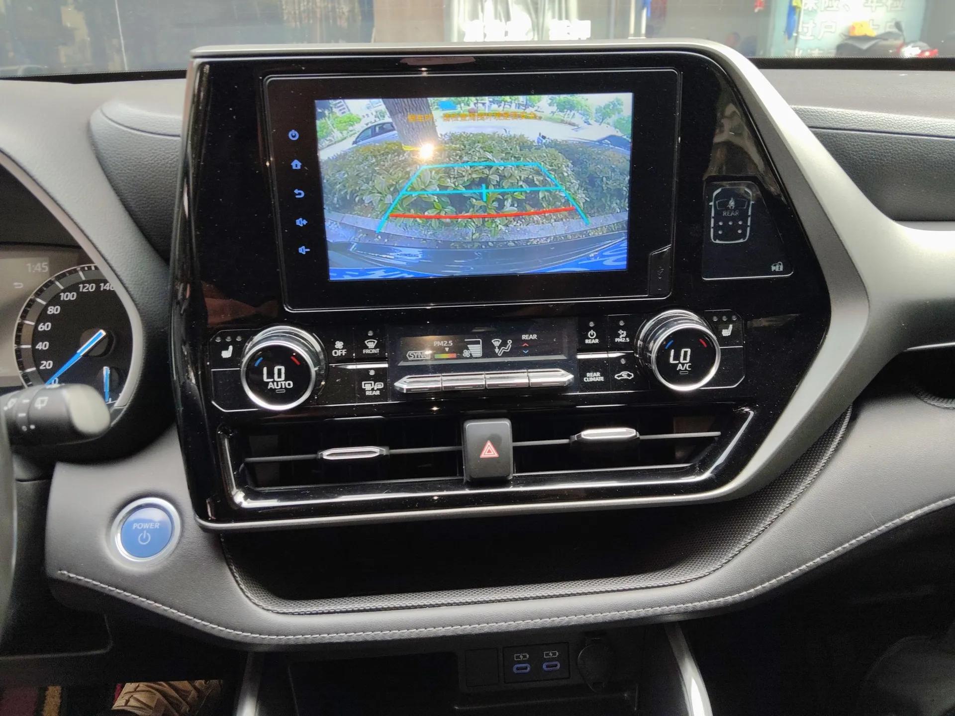 Toyota Highlander 2022 Dual-Engine 2.5L Four-Wheel Drive Luxury Edition 7 Seats — миниатюра 16