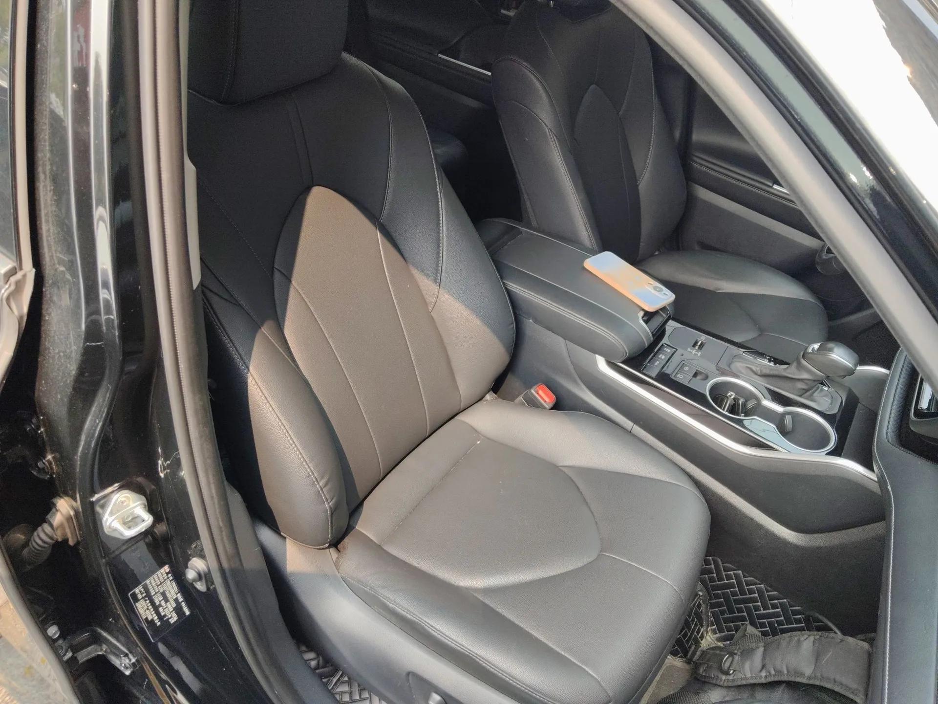 Toyota Highlander 2022 Dual-Engine 2.5L Four-Wheel Drive Luxury Edition 7 Seats — миниатюра 23