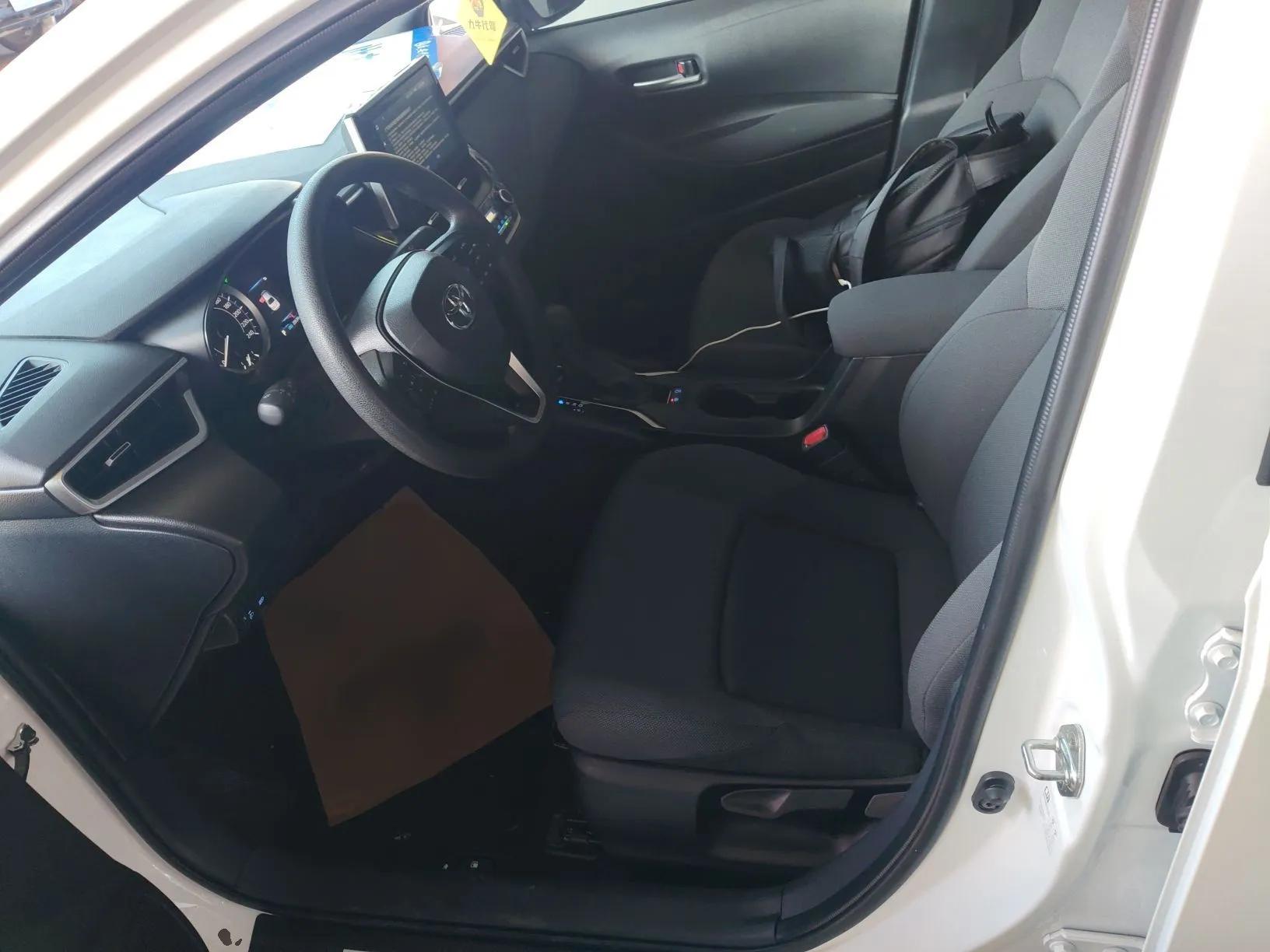 Toyota Levin 2023 185T CVT Luxury Edition — миниатюра 18