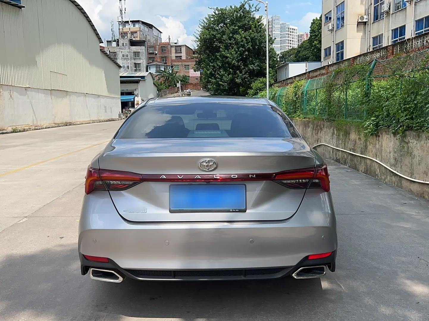 Toyota Avalon 2019 2.0L Luxury Edition China VI Standard — миниатюра 4