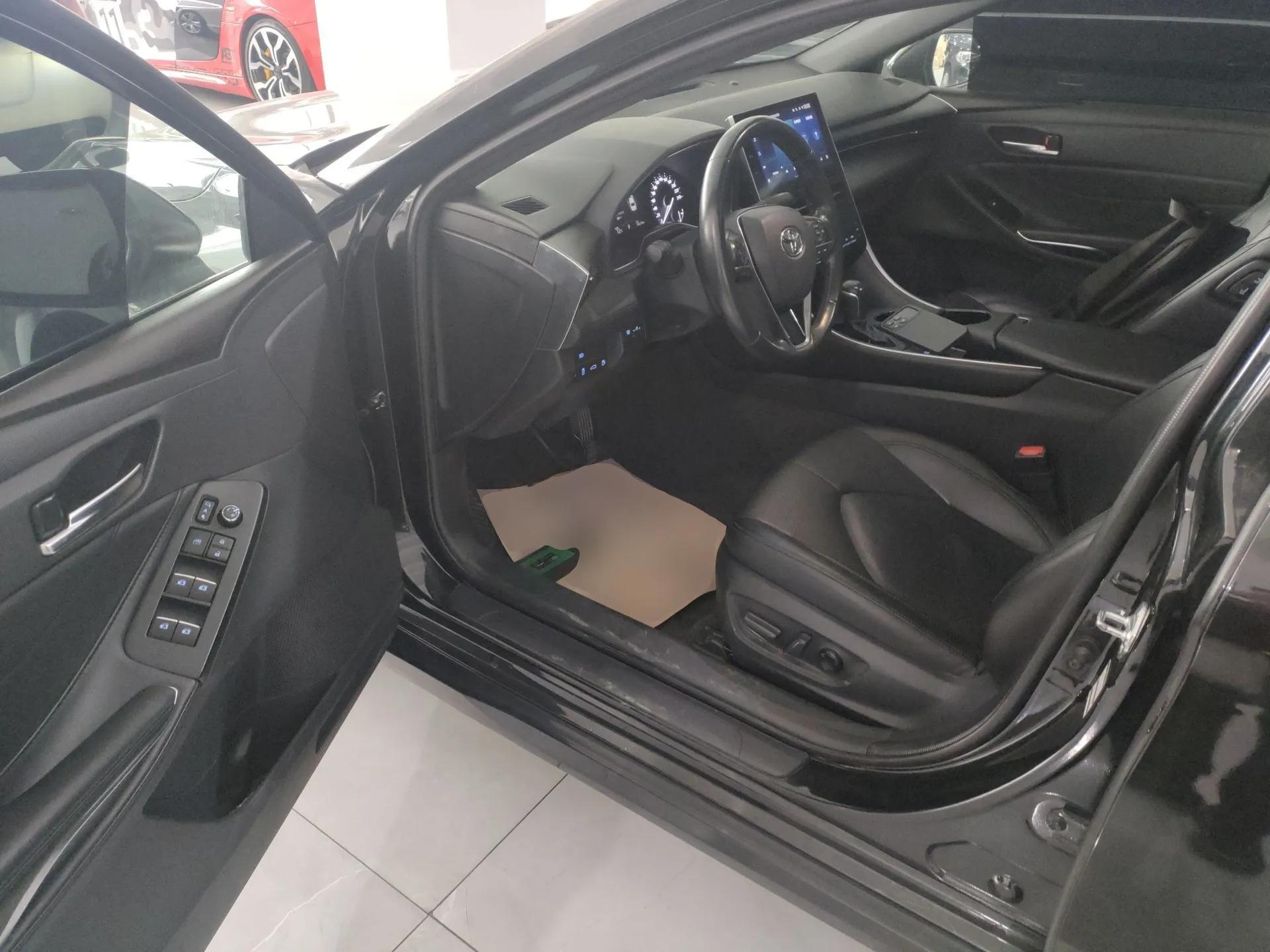 Toyota Avalon 2022 2.0L Luxury Edition — миниатюра 18