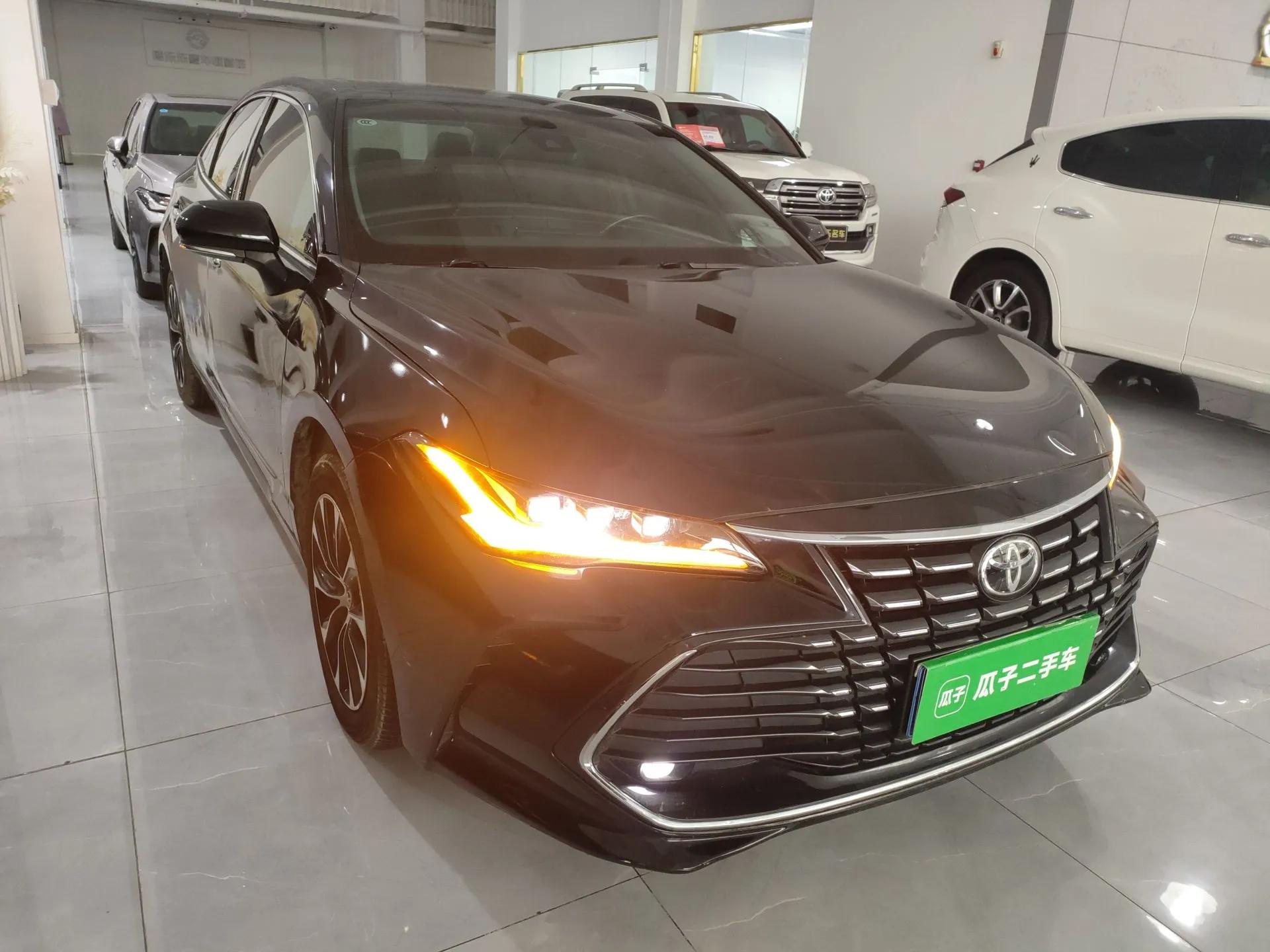 Toyota Avalon 2022 2.0L Luxury Edition — миниатюра 6