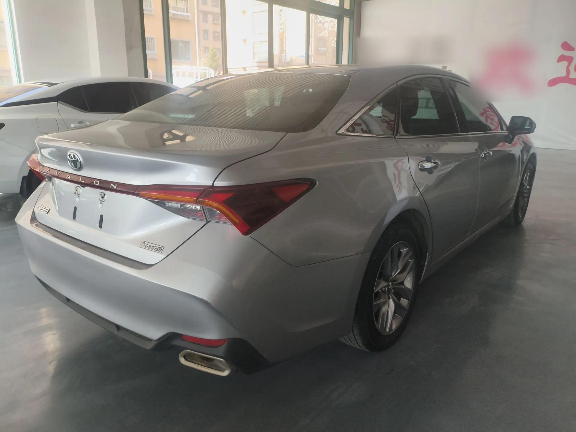 Toyota Avalon 2019 2.0L Luxury Edition China VI Standard — миниатюра 4
