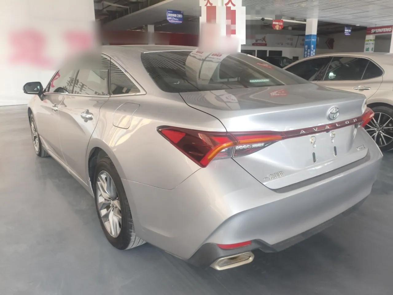 Toyota Avalon 2019 2.0L Luxury Edition China VI Standard — миниатюра 7