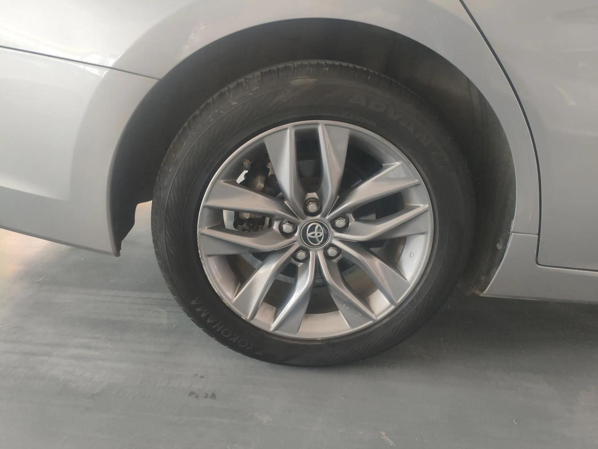 Toyota Avalon 2019 2.0L Luxury Edition China VI Standard — миниатюра 10