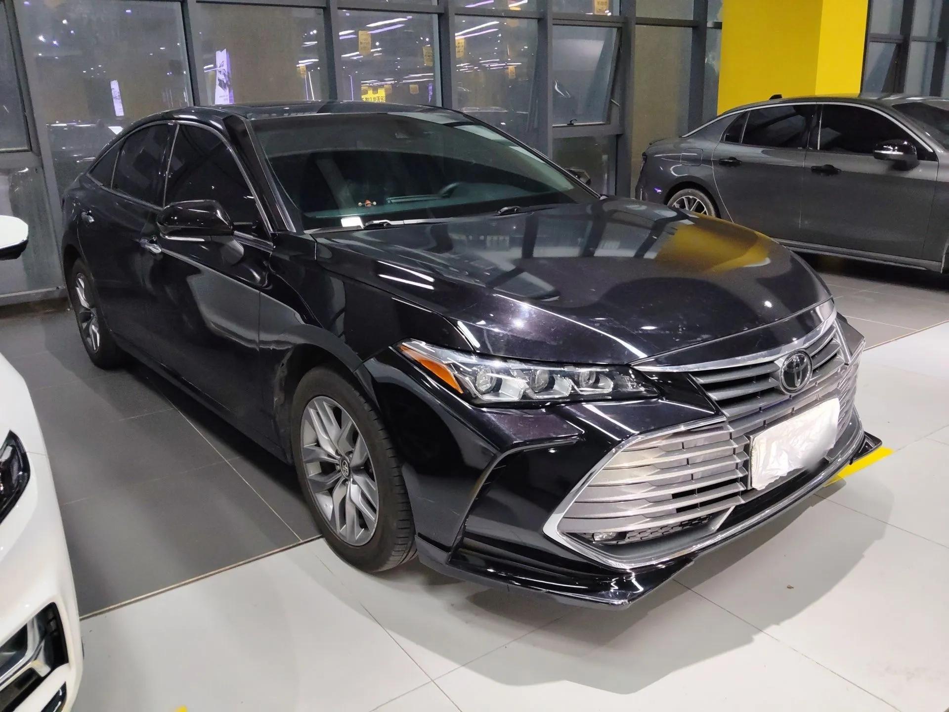 Toyota Avalon 2019 2.0L Luxury Edition China VI Standard — миниатюра 3