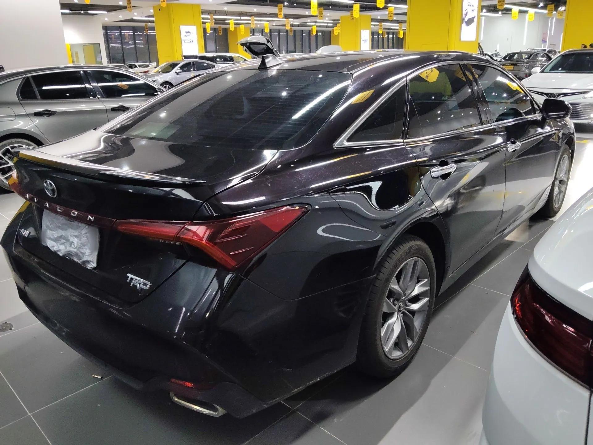 Toyota Avalon 2019 2.0L Luxury Edition China VI Standard — миниатюра 6