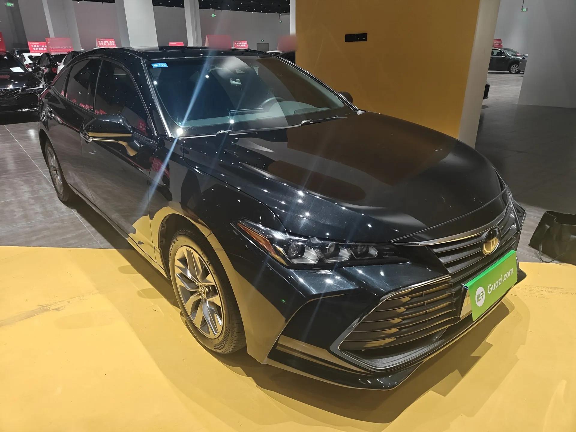Toyota Avalon 2019 2.0L Luxury Edition China VI Standard — миниатюра 3