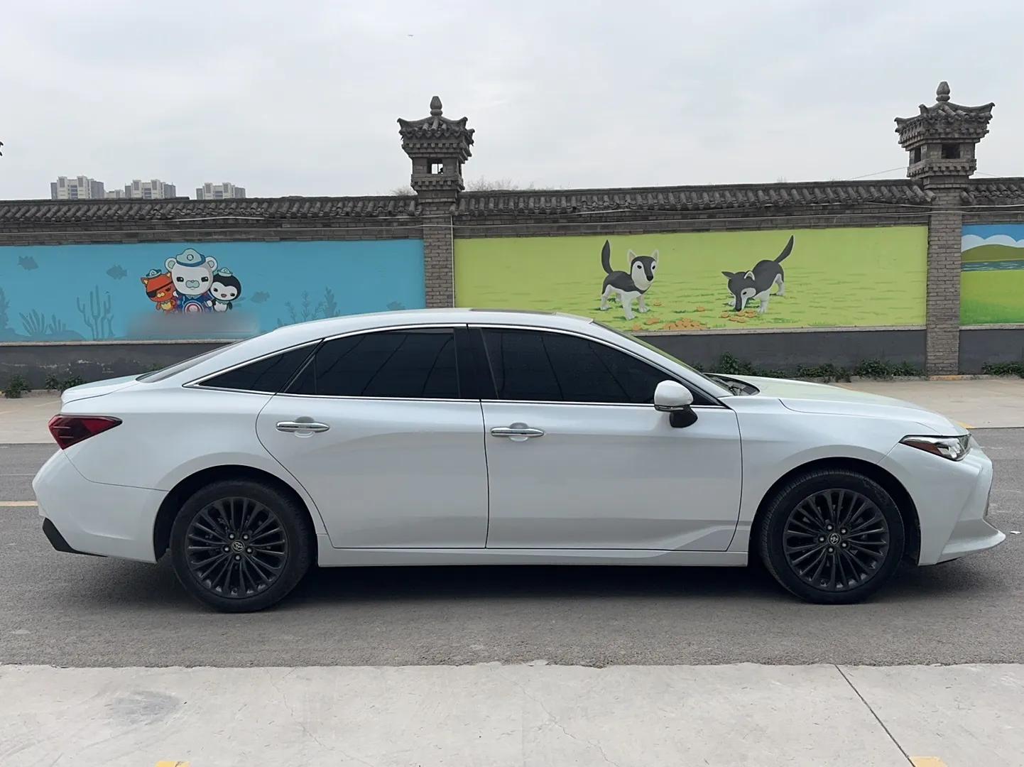 Toyota Avalon 2019 2.0L XLE Premium Edition China VI — миниатюра 3