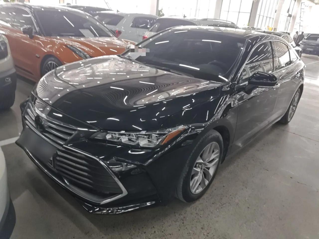 Toyota Avalon 2019 2.0L Luxury Edition China VI Standard — миниатюра 1