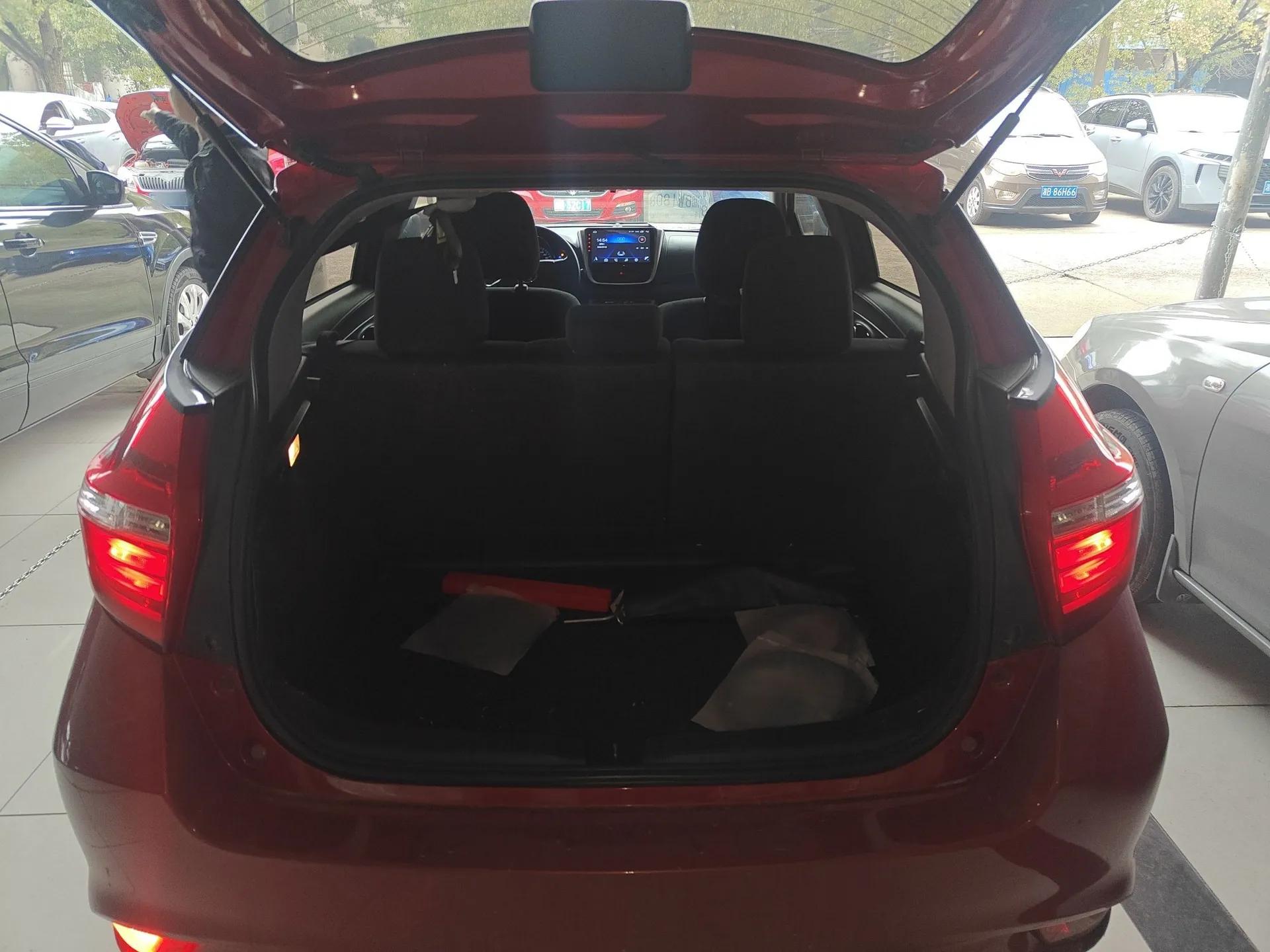 Toyota YARiS L Zhi Xuan 2016 Revised 1.5E CVT Charming Edition — миниатюра 22