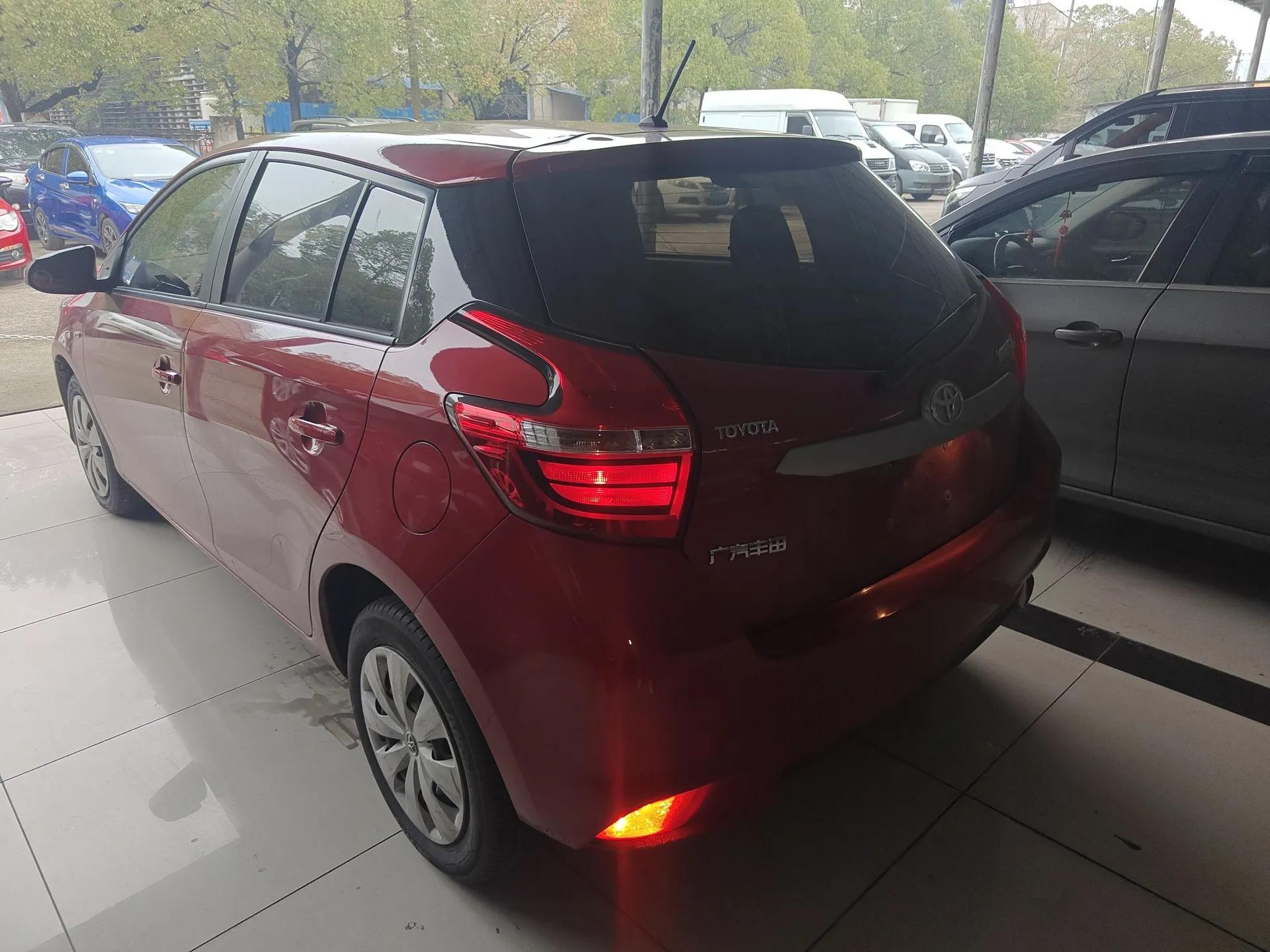 Toyota YARiS L Zhi Xuan 2016 Revised 1.5E CVT Charming Edition — миниатюра 4