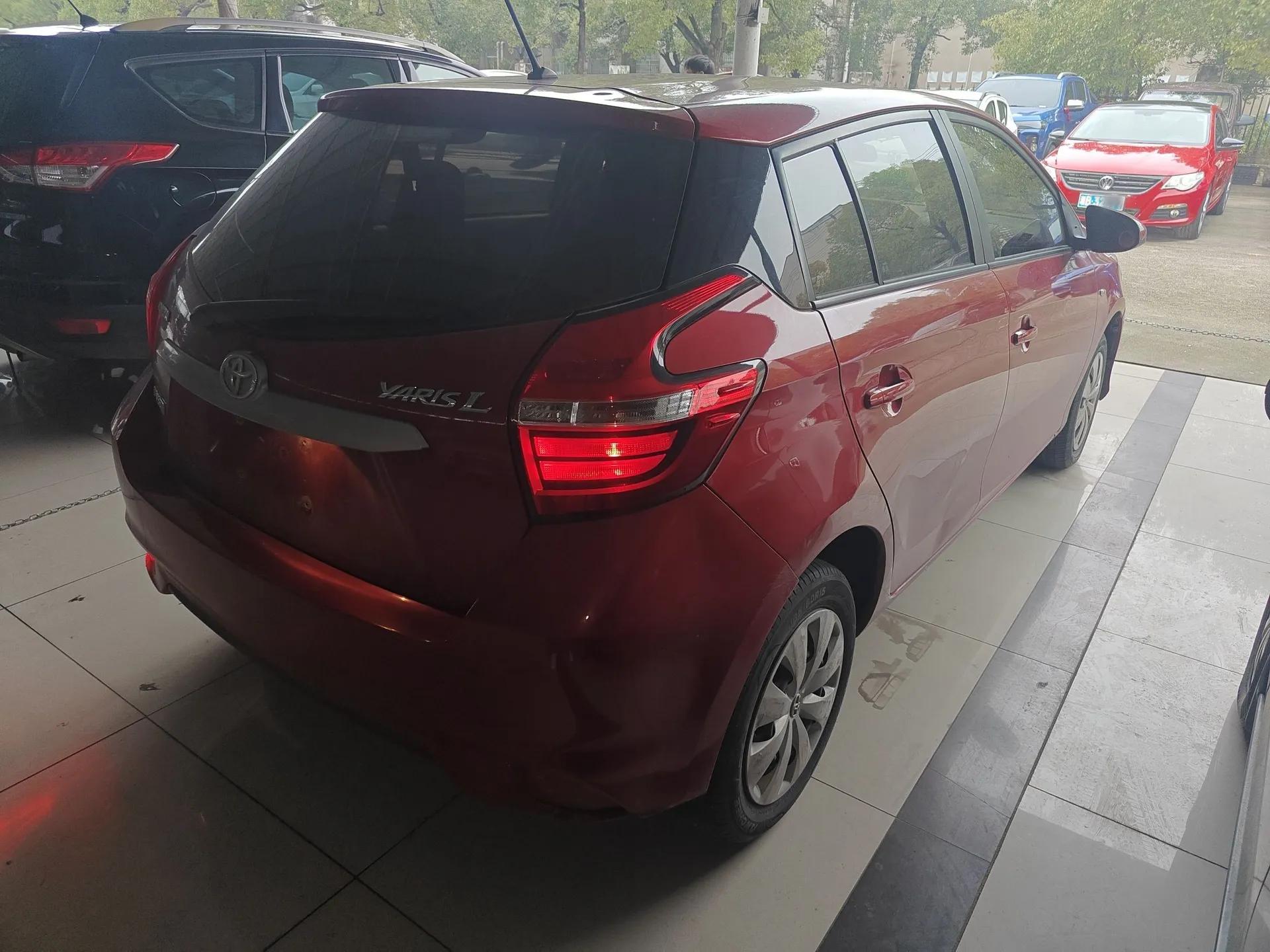 Toyota YARiS L Zhi Xuan 2016 Revised 1.5E CVT Charming Edition — миниатюра 6