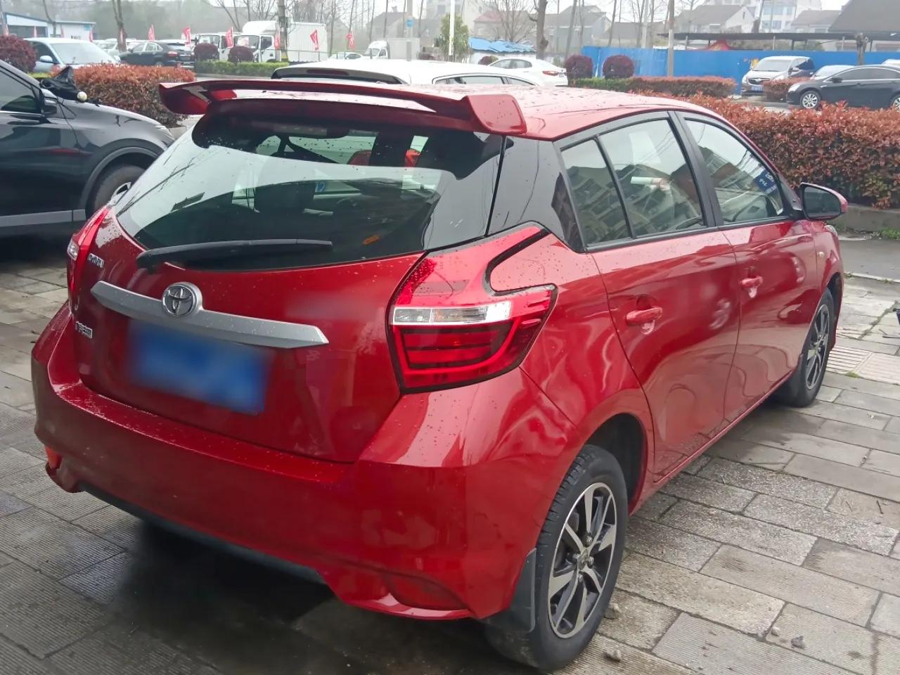 Toyota YARiS L Zhi Xuan 2016 Revised 1.5E CVT Charming Edition — миниатюра 6