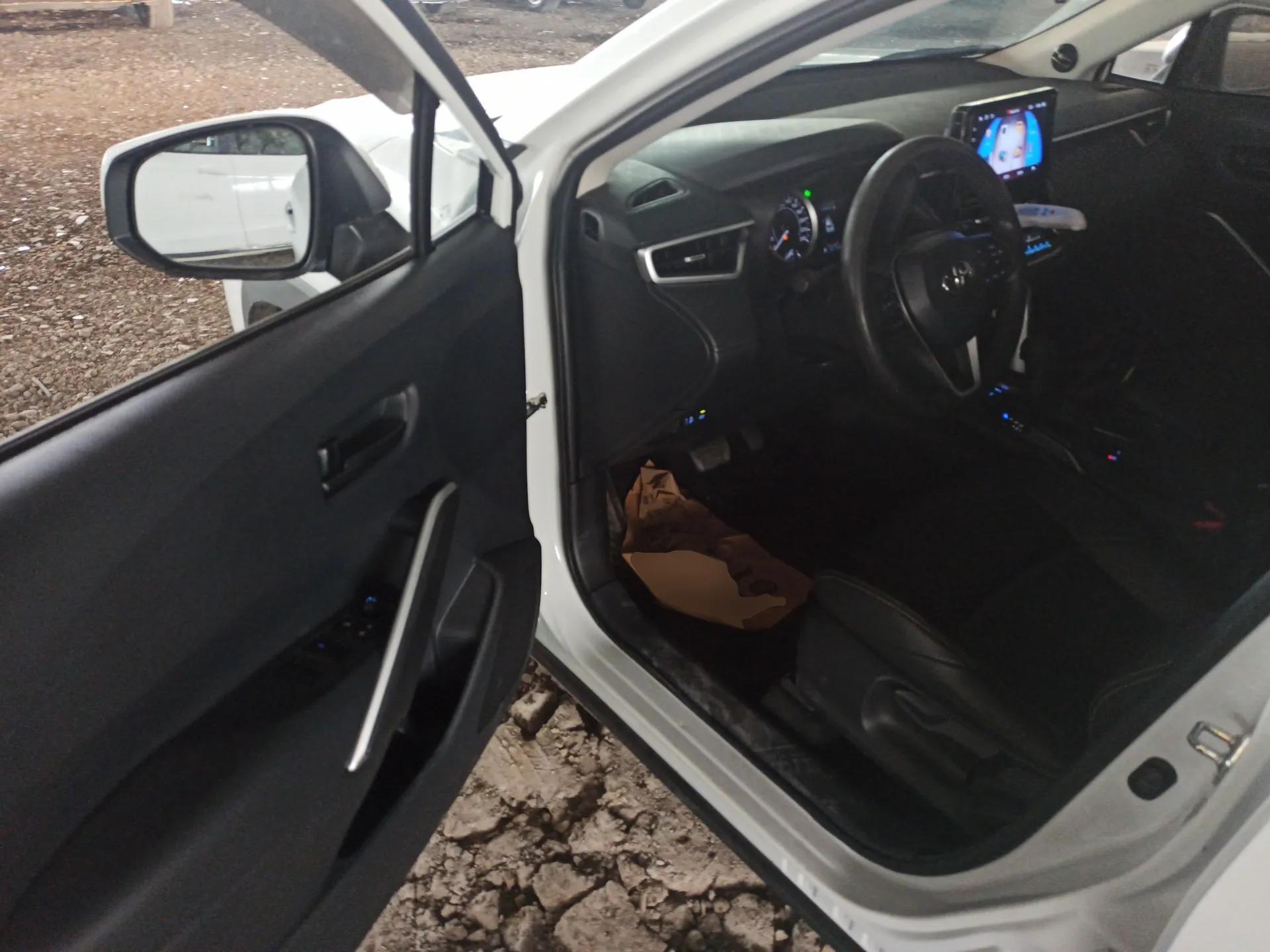 Toyota FRONTLANDER 2022 2.0L CVT Leading Edition — миниатюра 18