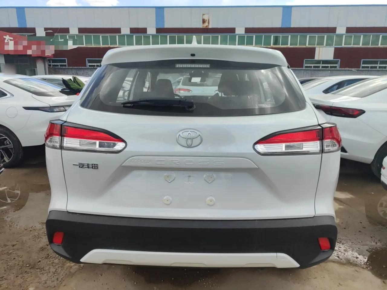 Toyota Corolla Cross 2026 Model 2.0L Pioneer Edition — миниатюра 3