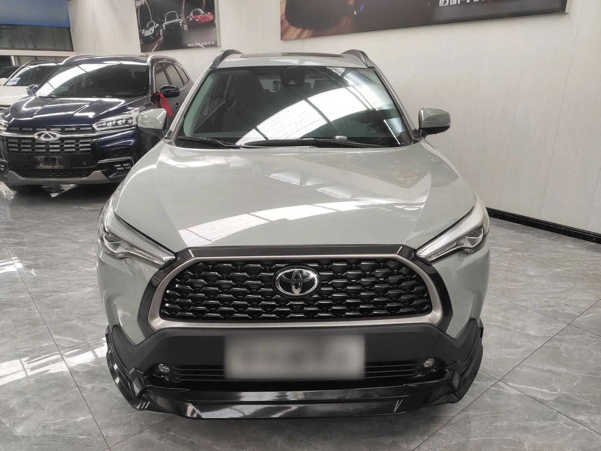 Toyota Corolla Cross 2022 2.0L Flagship Edition — миниатюра 3