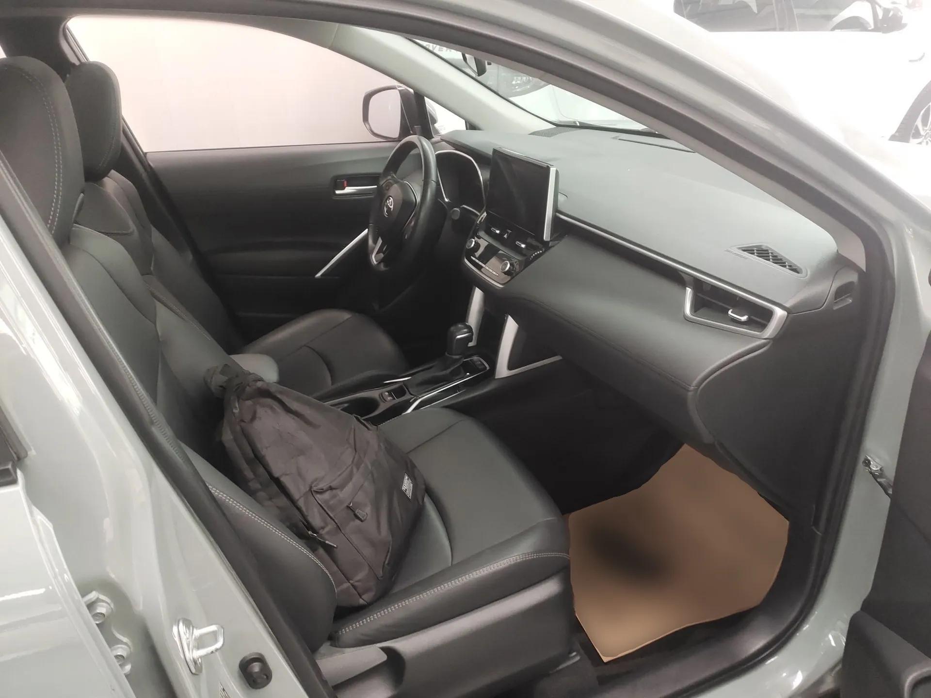 Toyota Corolla Cross 2022 2.0L Flagship Edition — миниатюра 23