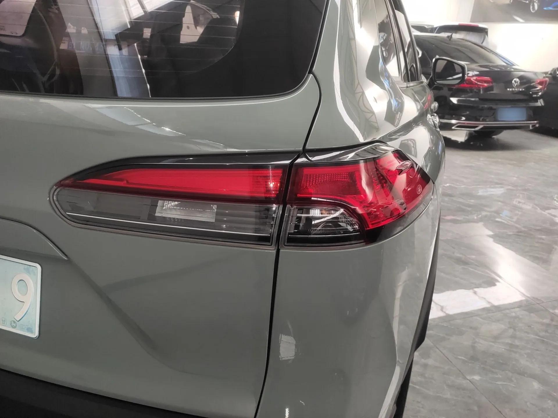 Toyota Corolla Cross 2022 2.0L Flagship Edition — миниатюра 8