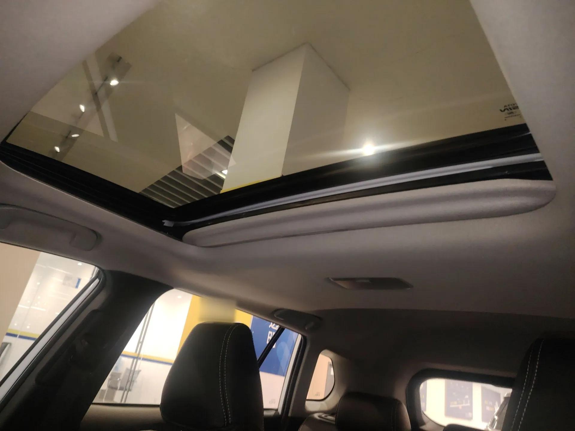 Toyota Corolla Cross 2022 2.0L Luxury Edition — миниатюра 21