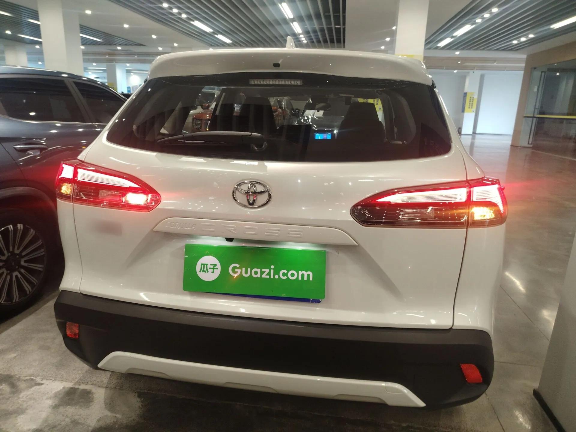 Toyota Corolla Cross 2022 2.0L Luxury Edition — миниатюра 5