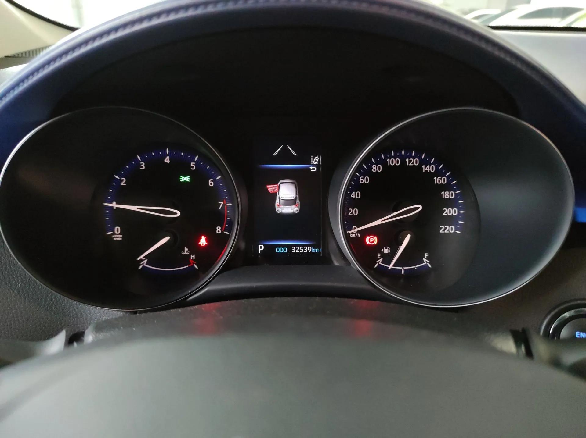 Toyota C-HR 2021 2.0L Comfort Edition — миниатюра 15