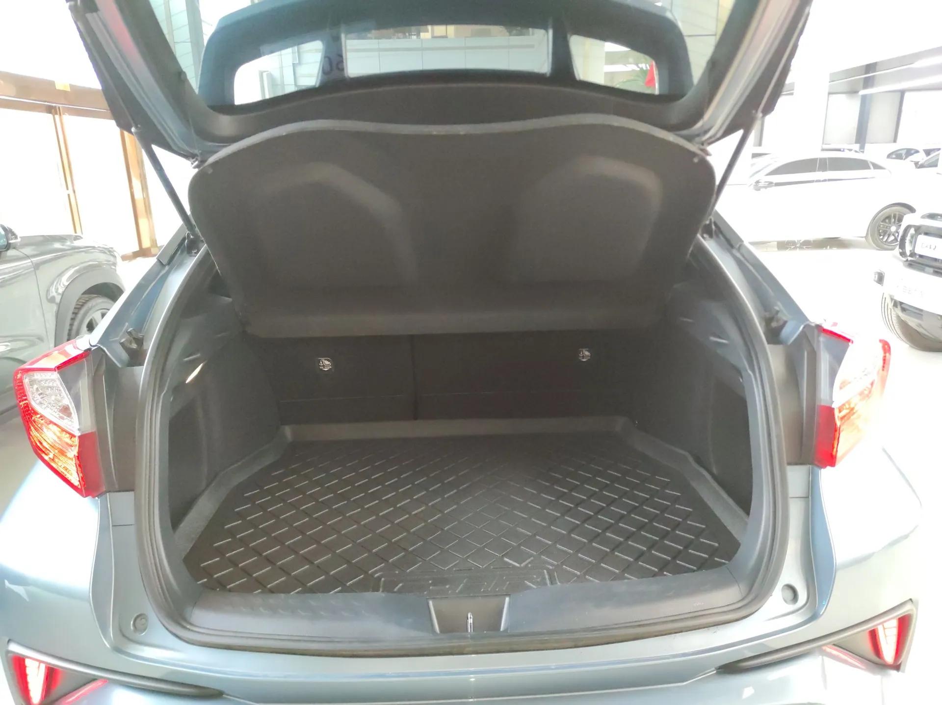 Toyota C-HR 2021 2.0L Comfort Edition — миниатюра 22