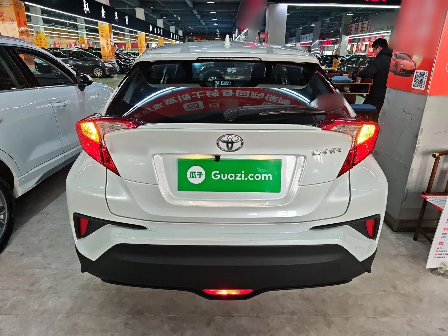 Toyota C-HR 2021 2.0L Comfort Edition — миниатюра 5