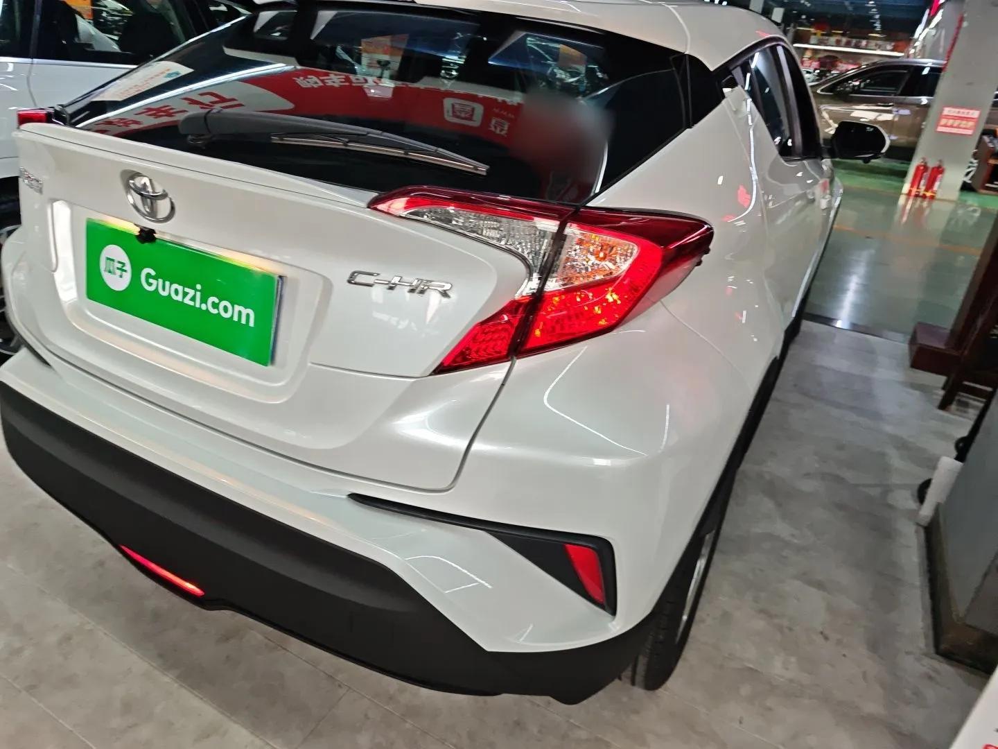 Toyota C-HR 2021 2.0L Comfort Edition — миниатюра 7