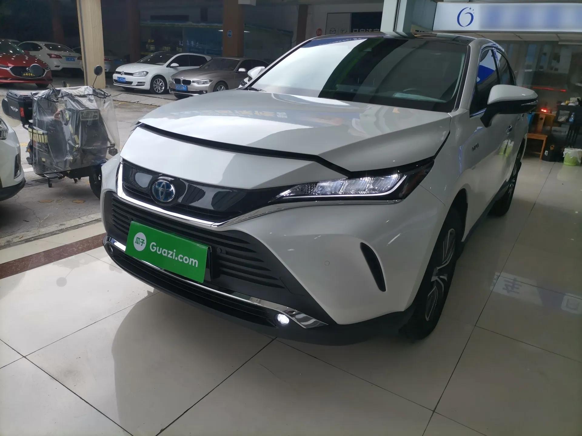 Toyota Harrier 2023 Dual-Engine 2.5L CVT Two-Wheel Drive Luxury Edition — миниатюра 1