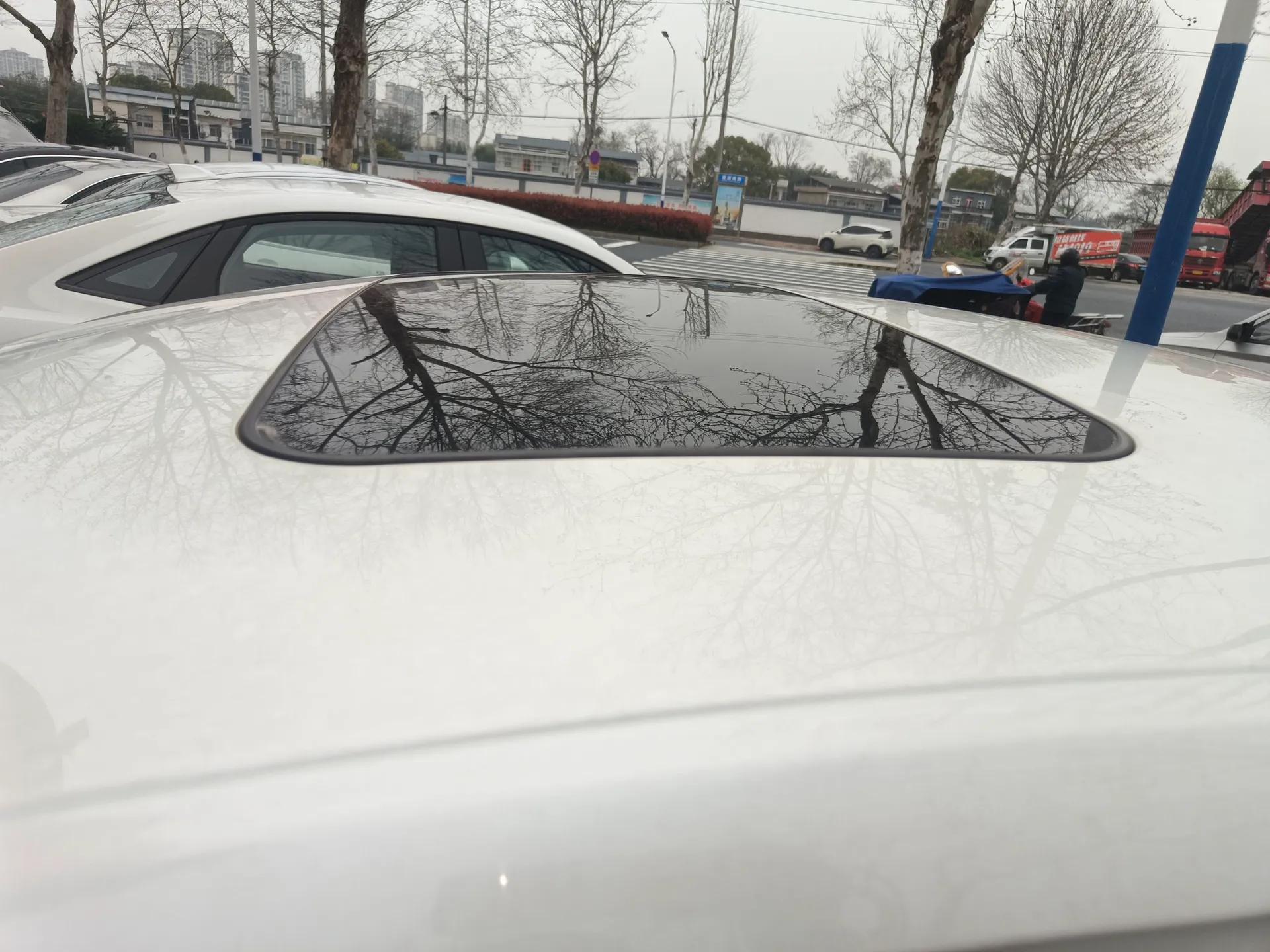 Ford Mondeo 2013 2.0L GTDi 200 Fashion Edition — миниатюра 11