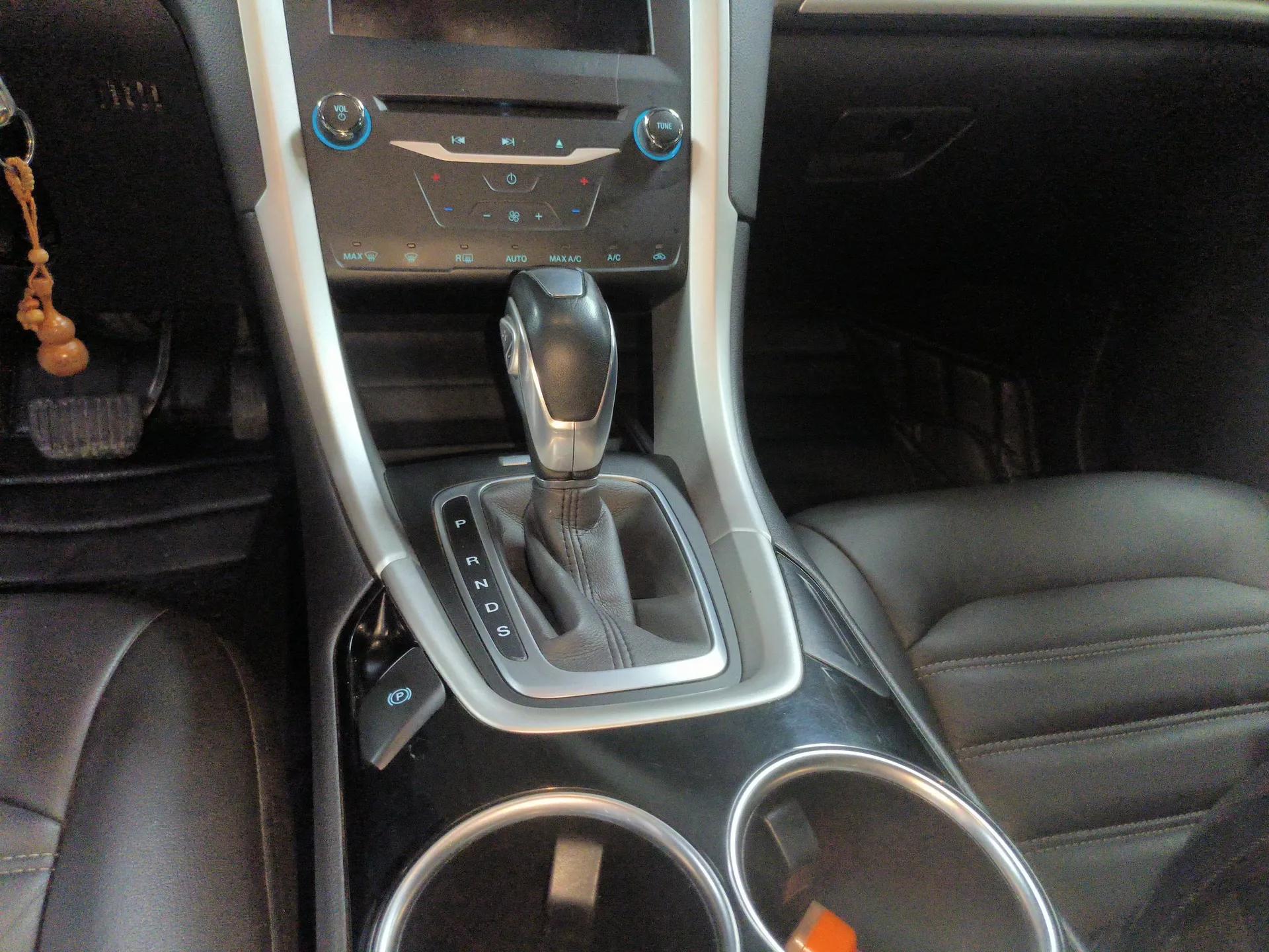 Ford Mondeo 2013 1.5L GTDi180 Fashion Edition — миниатюра 17