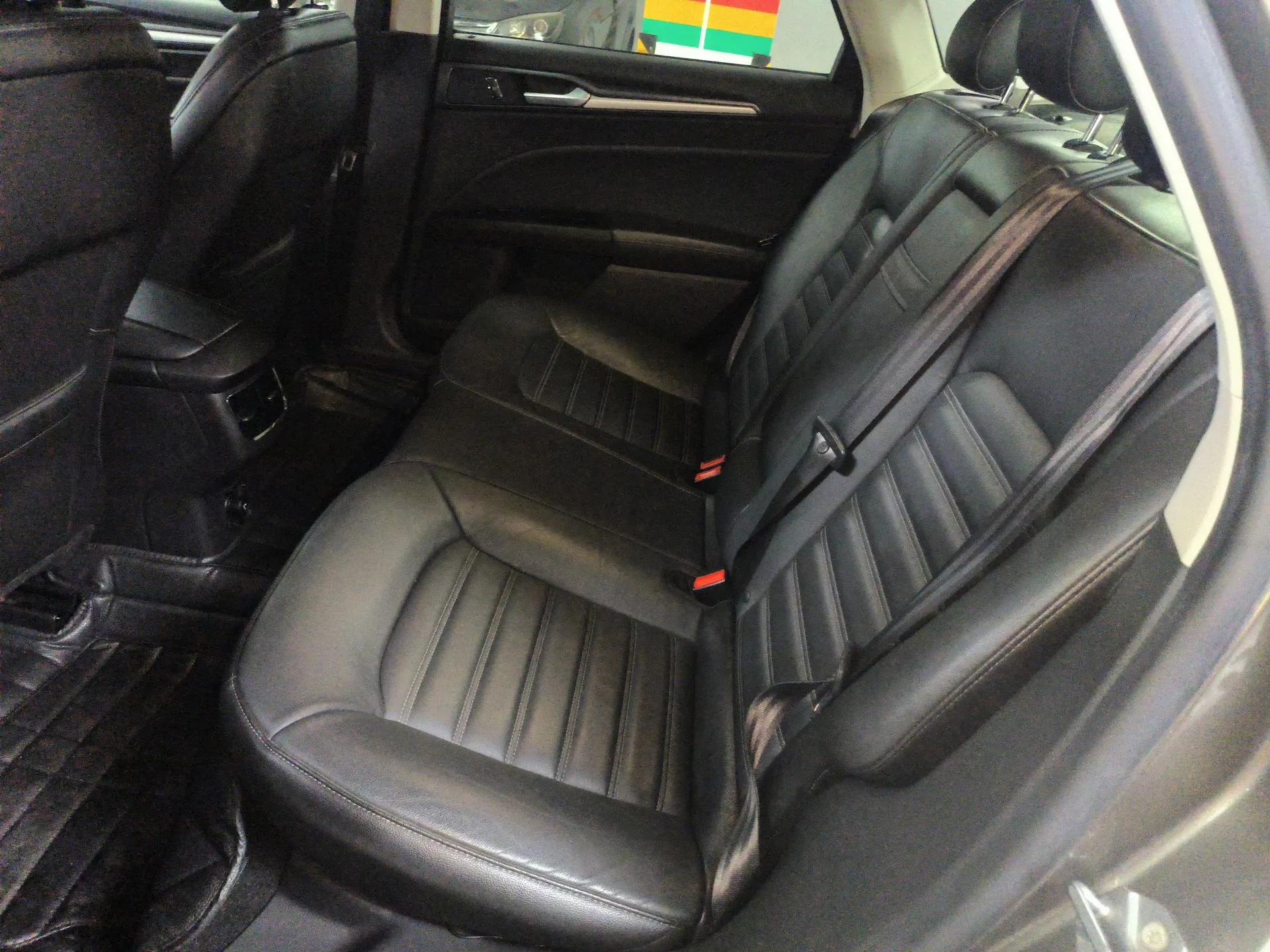 Ford Mondeo 2013 1.5L GTDi180 Fashion Edition — миниатюра 20