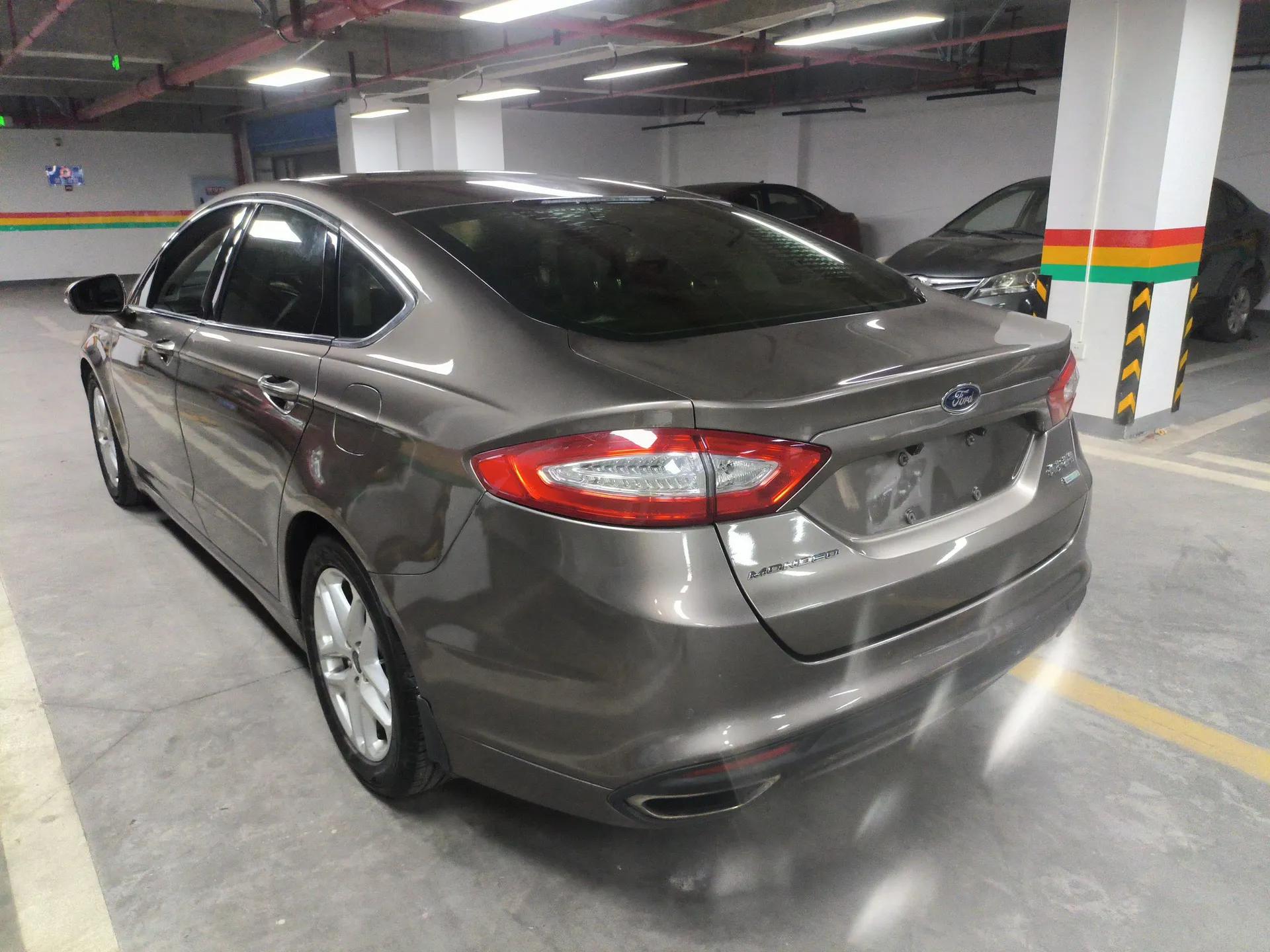 Ford Mondeo 2013 1.5L GTDi180 Fashion Edition — миниатюра 4