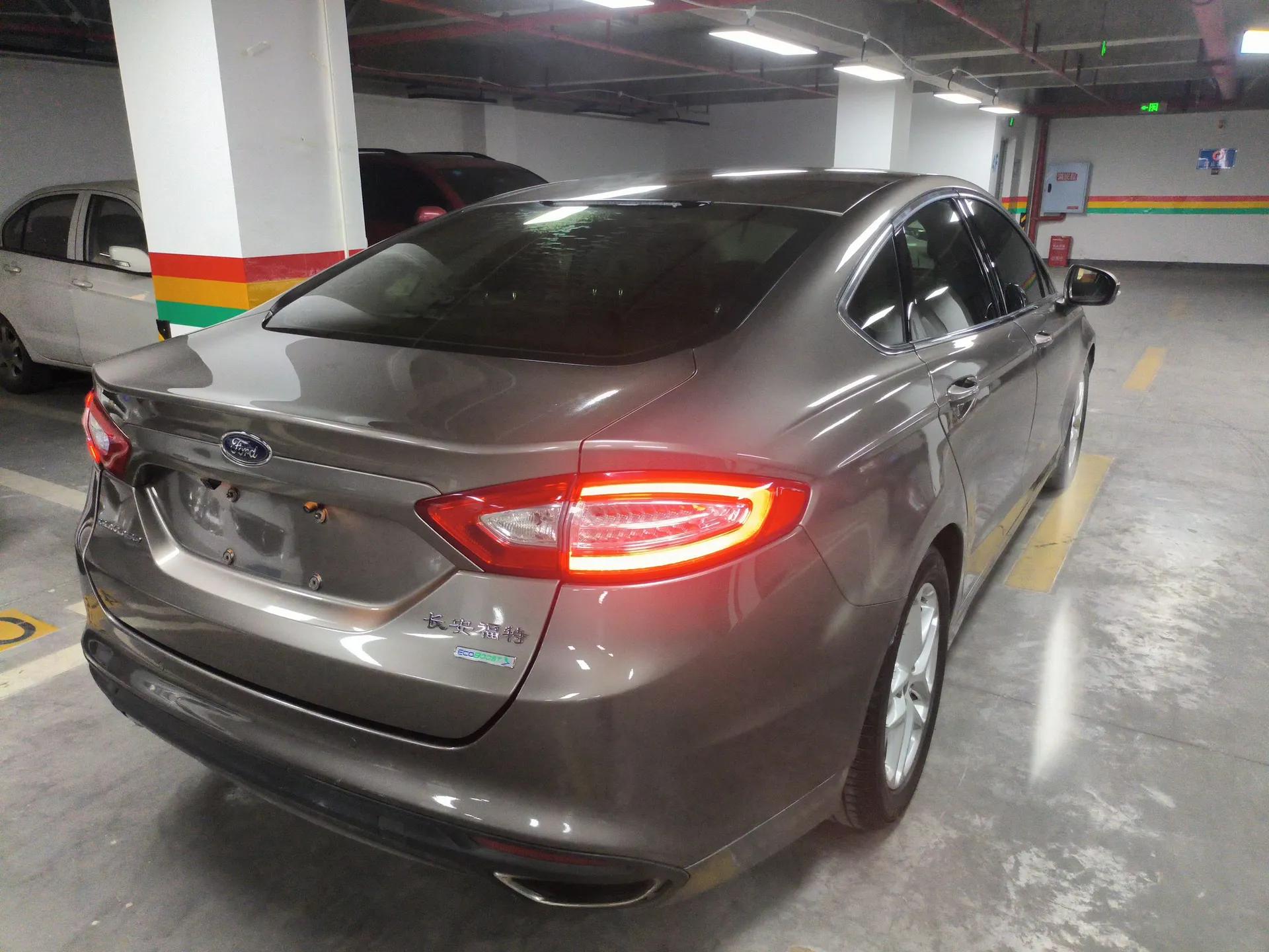 Ford Mondeo 2013 1.5L GTDi180 Fashion Edition — миниатюра 6