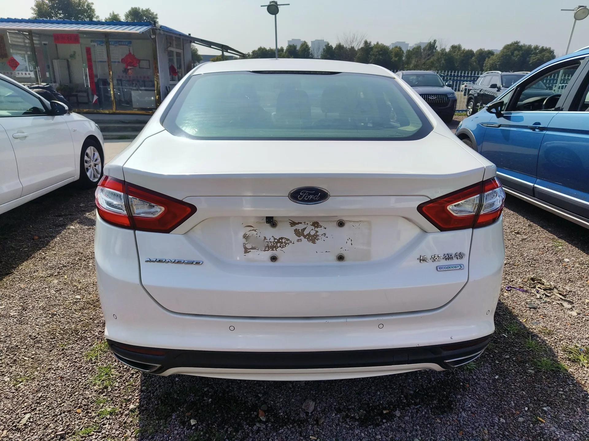 Ford Mondeo 2013 1.5L GTDi180 Fashion Edition — миниатюра 3