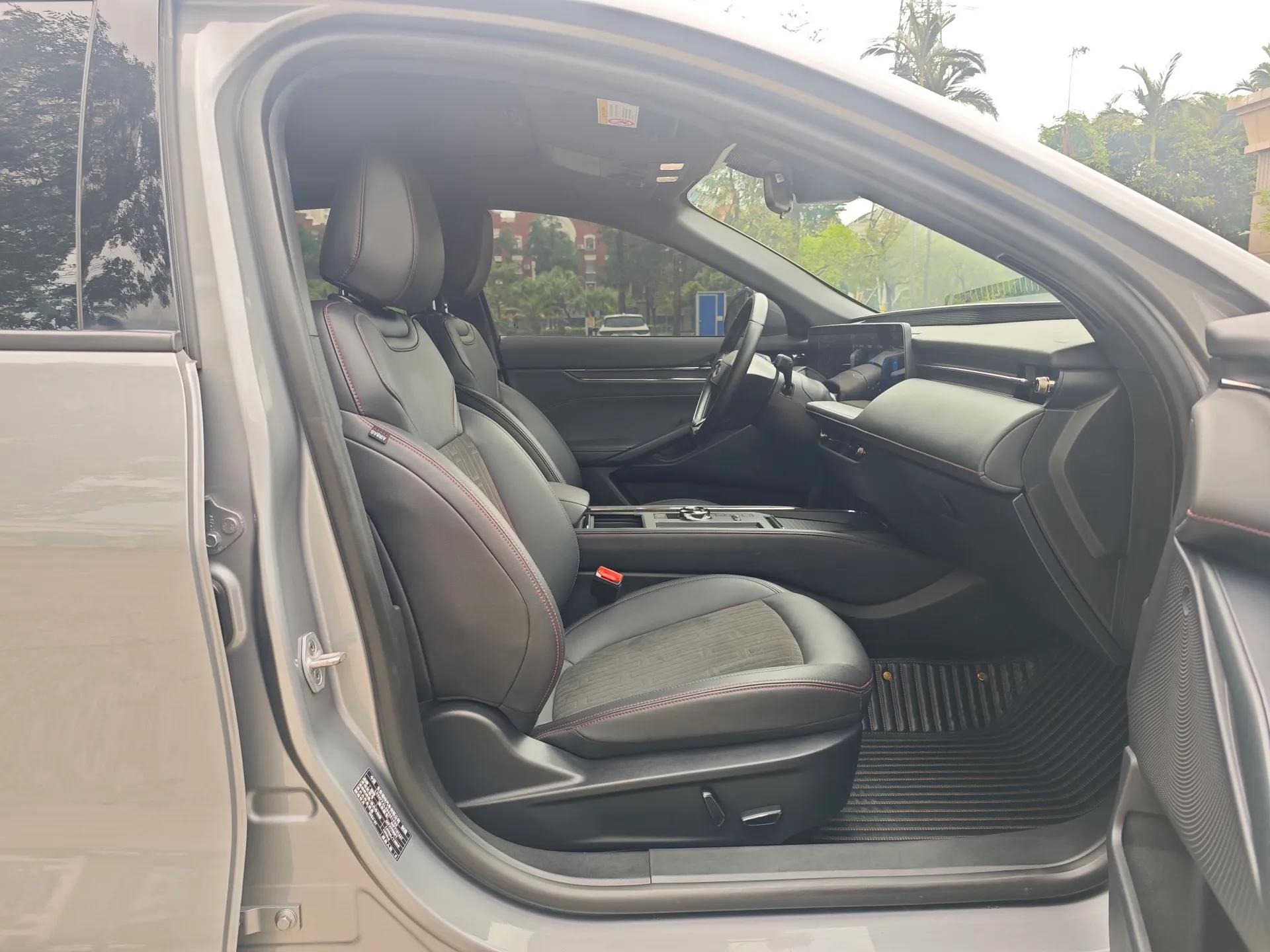Ford Mondeo 2023 EcoBoost 180 Comfort Model — миниатюра 23